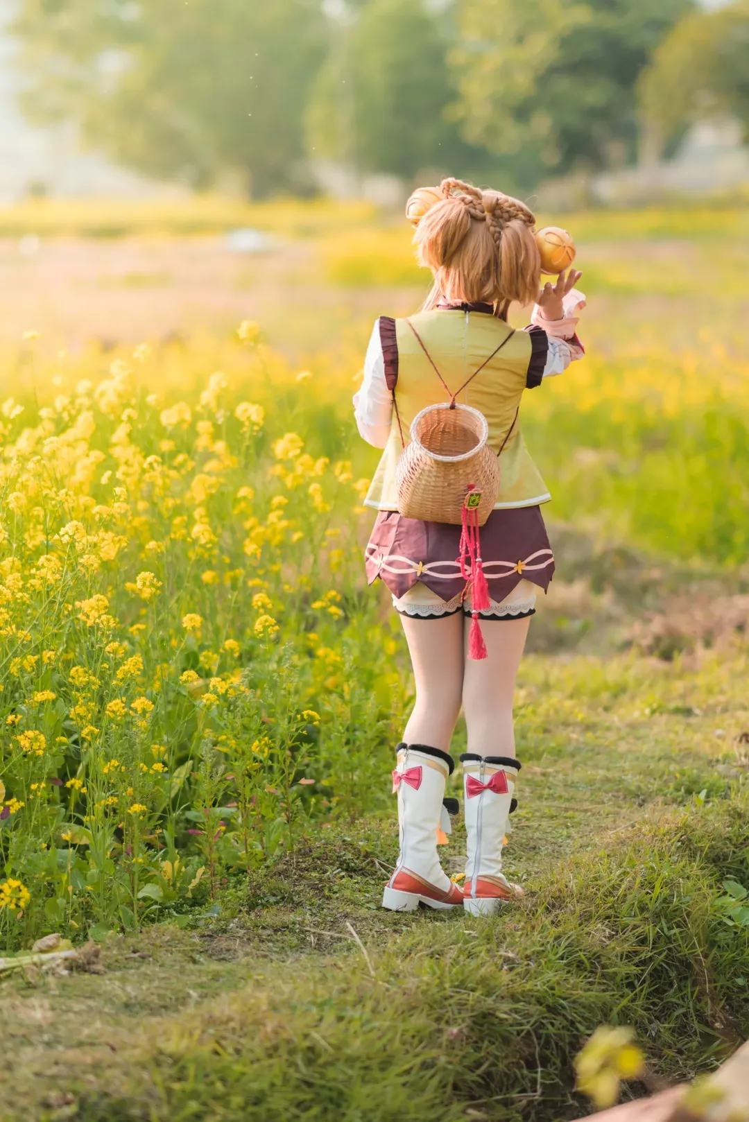 原神, ヨォーヨ コスプレ, 白ストッキング, 菜の花畑, 崇左撮影依頼 - 1枚目