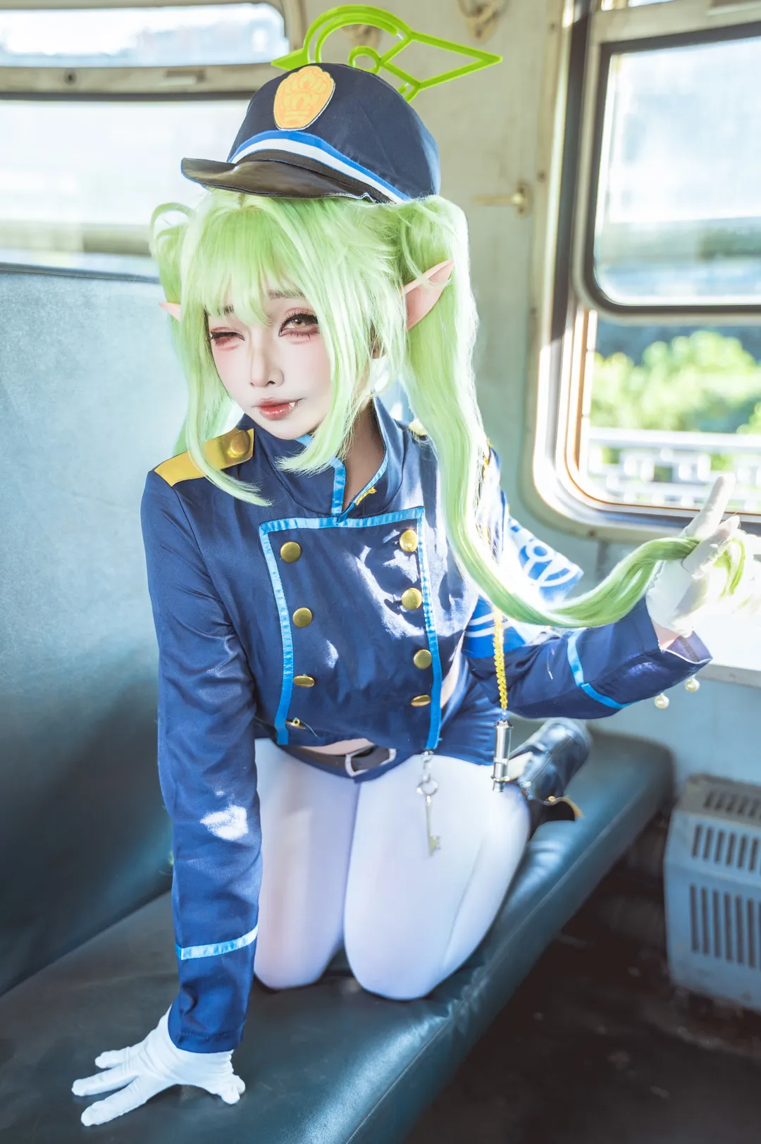 蔚蓝档案, 橘望cos, 白丝cosplay, 铁道部cos, 复古列车摄影 - 第4张