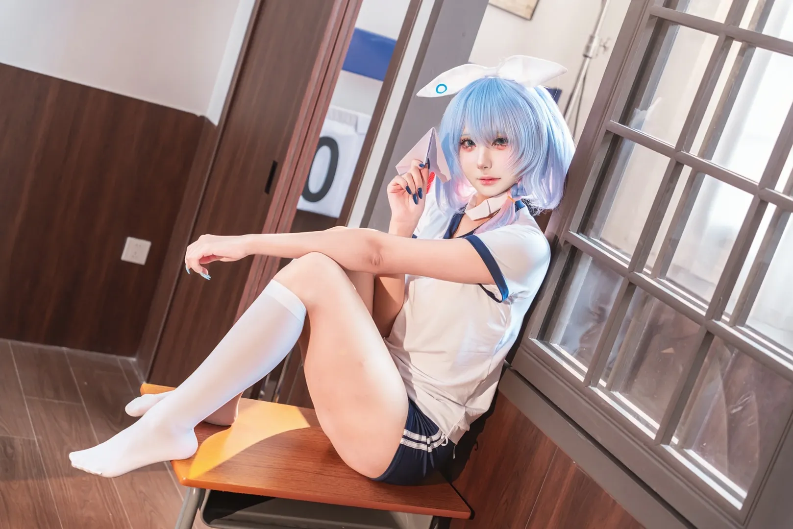Blue Archive, White thigh-highs outfit, Arona cosplay, Classroom photography, Blue and white gym uniform - Image 2