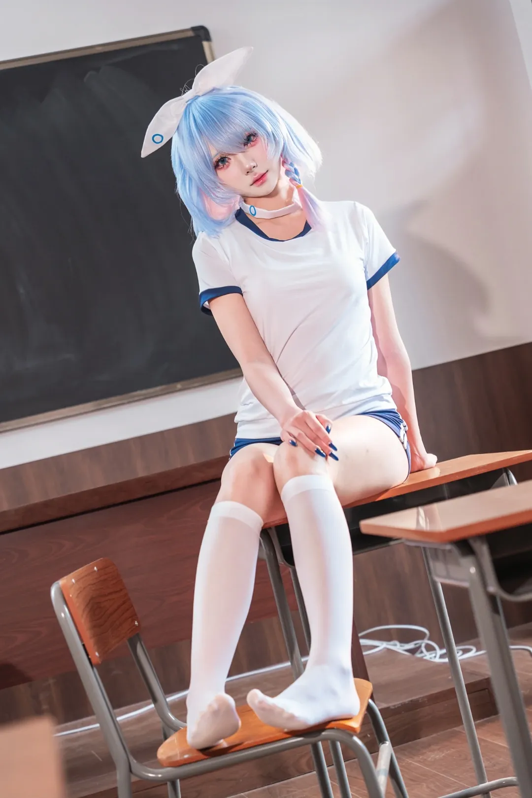 Blue Archive, White thigh-highs outfit, Arona cosplay, Classroom photography, Blue and white gym uniform - Image 3