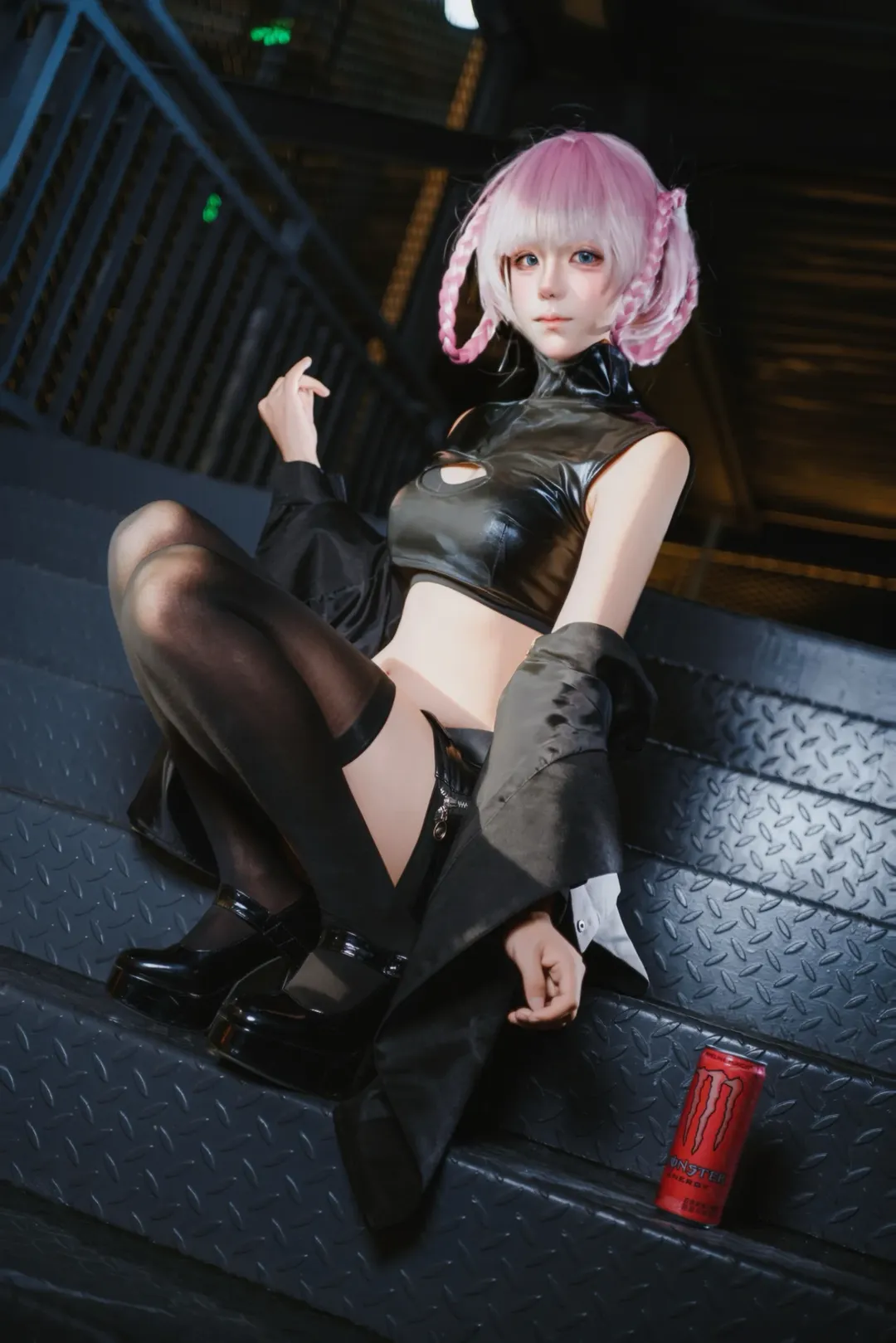 二次元cosplay, 街头摄影, 七草荠cos, 黑丝穿搭, 漆皮穿搭