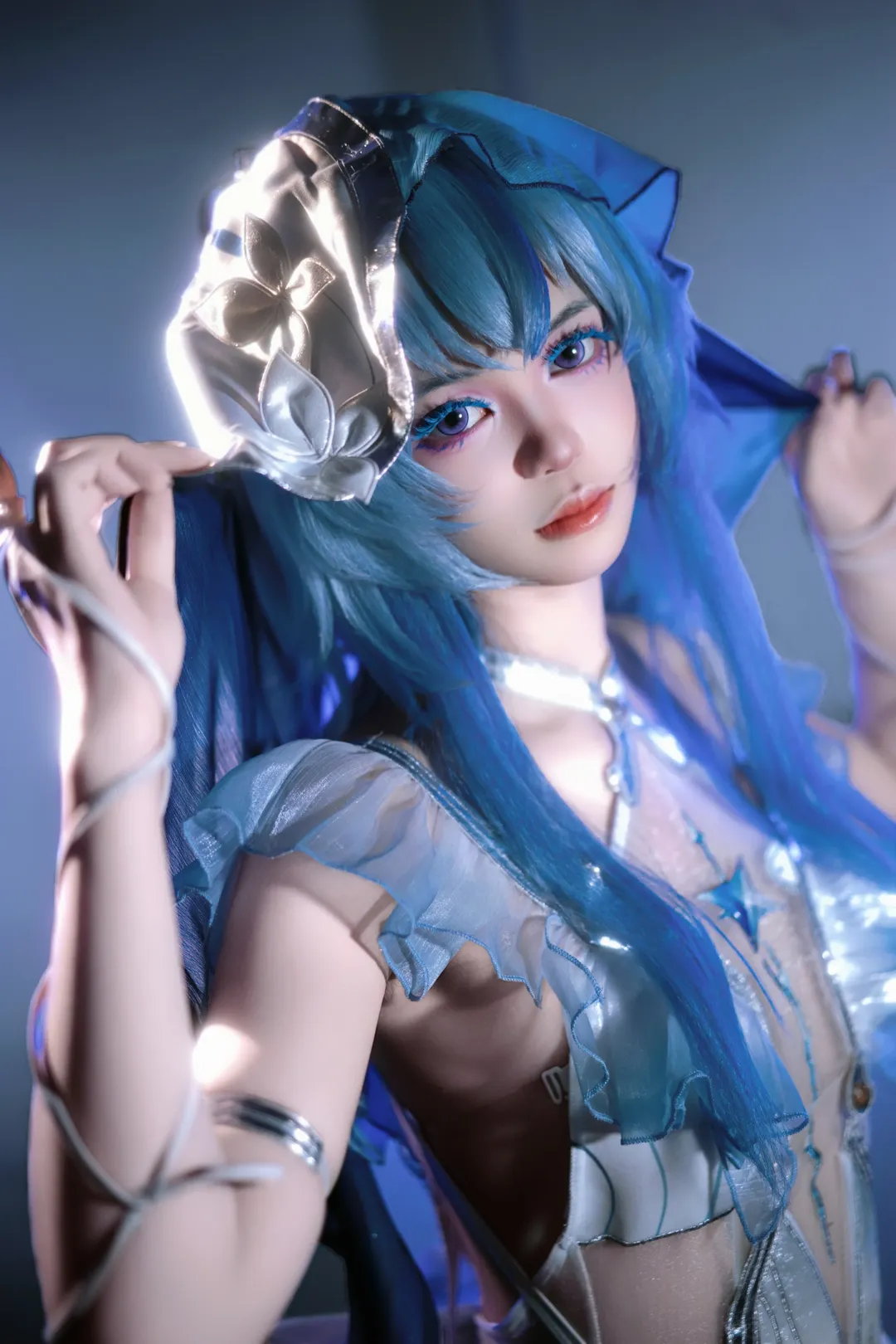 鸣潮, 守岸人cos, 二次元cos, cosplay正片, 蓝发造型 - 第1张