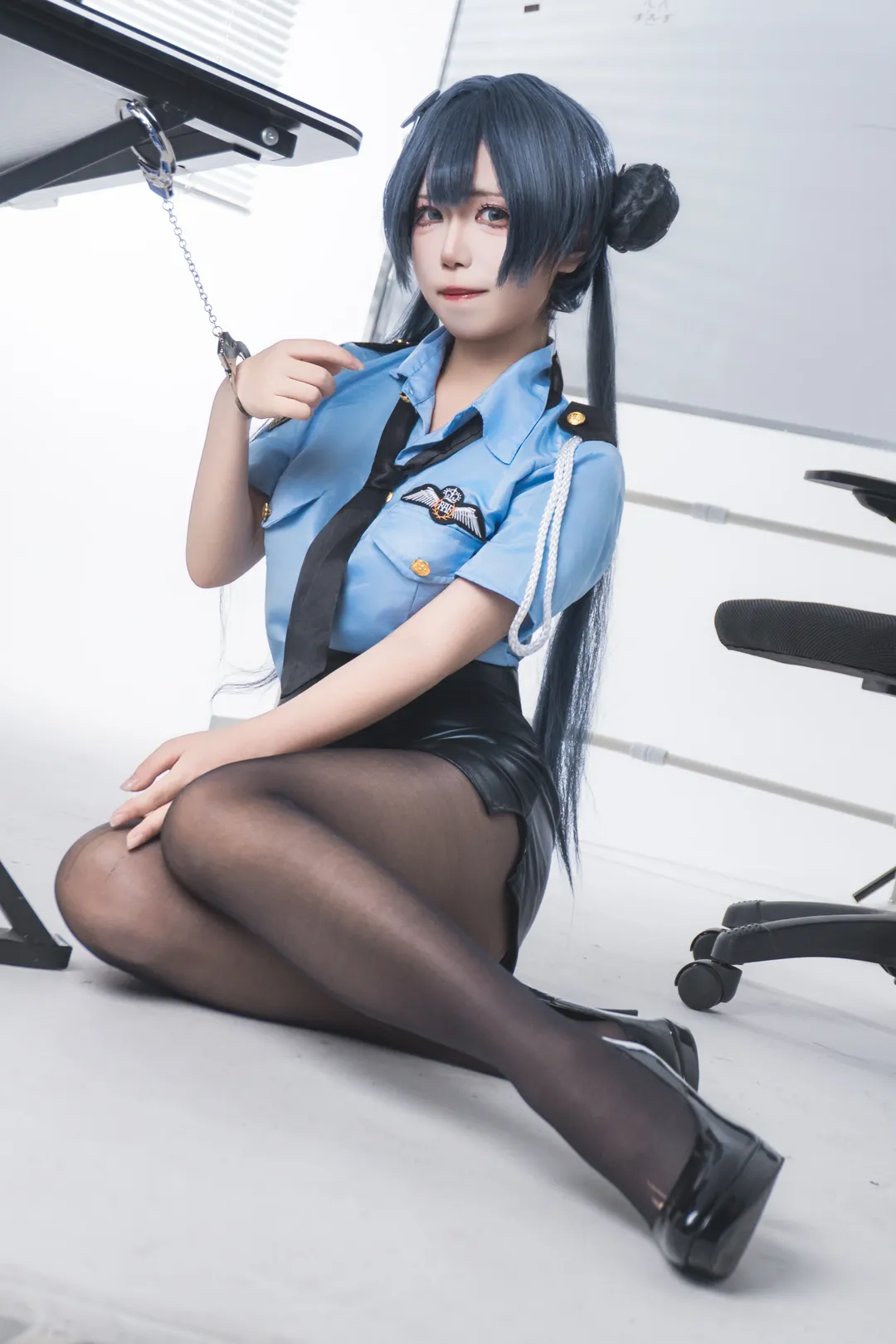 cos正片, 妃咲cos, 碧蓝档案, 黑丝, 女警制服 - 第8张