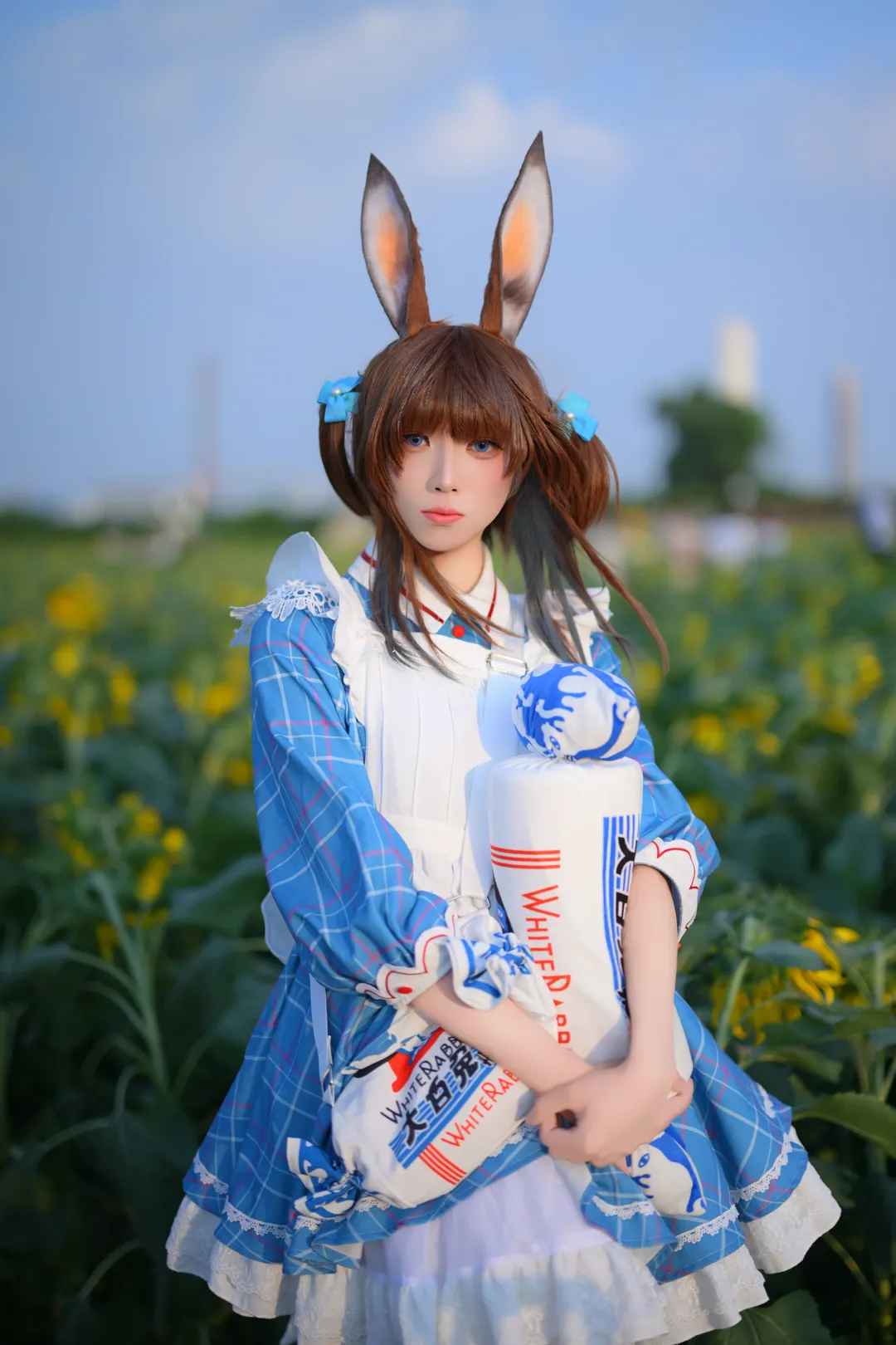 アークナイツ, アーミヤ コスプレ, うさ耳, 白ストッキング, ホワイトラビット - 2枚目