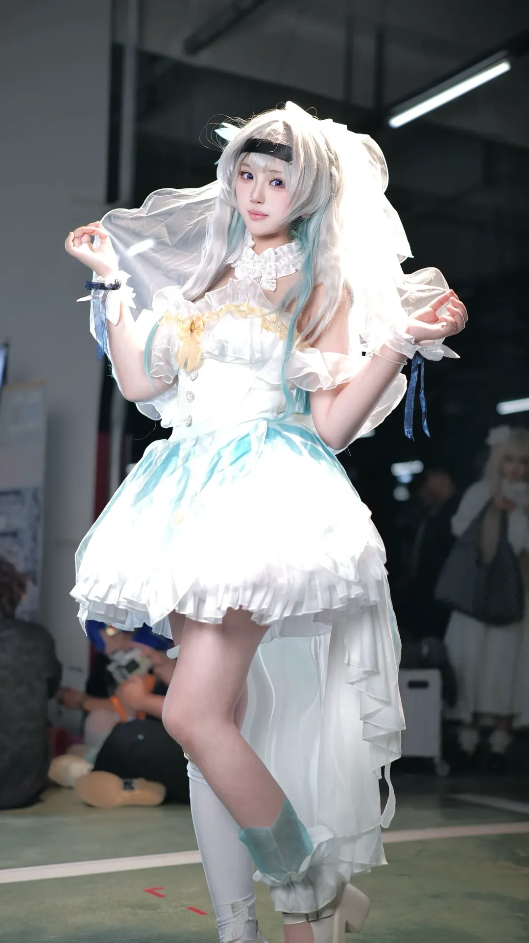 2D, cosplay, Honkai: Star Rail, Firefly cosplay, White thigh-highs outfit