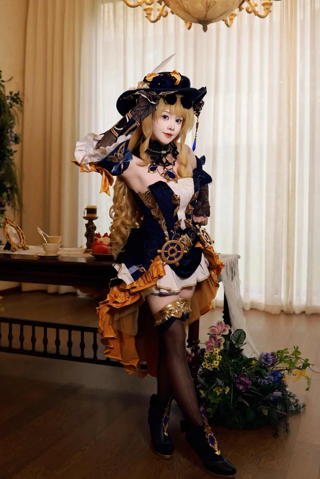 原神, 娜维娅cos, 黑丝穿搭, 原神cosplay, 二次元场照 - 第4张