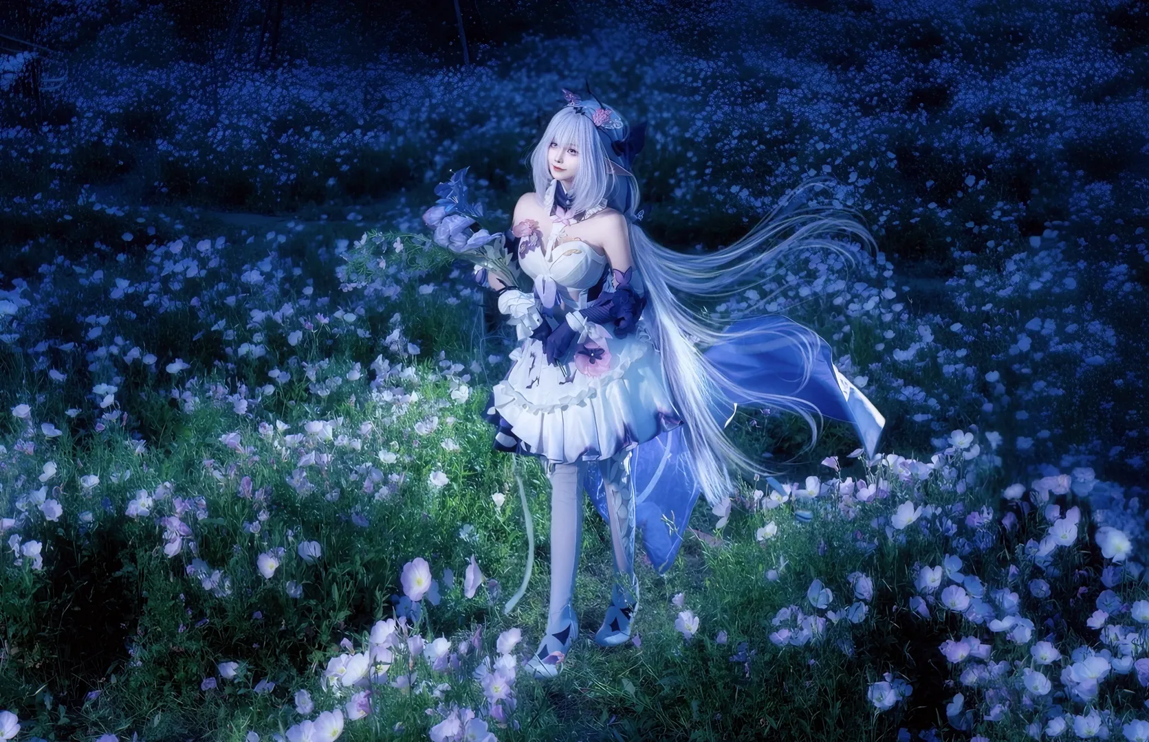 崩坏星穹铁道, 遐蝶cos, 蓝调时刻, cosplay摄影, 月见草花海 - 第2张