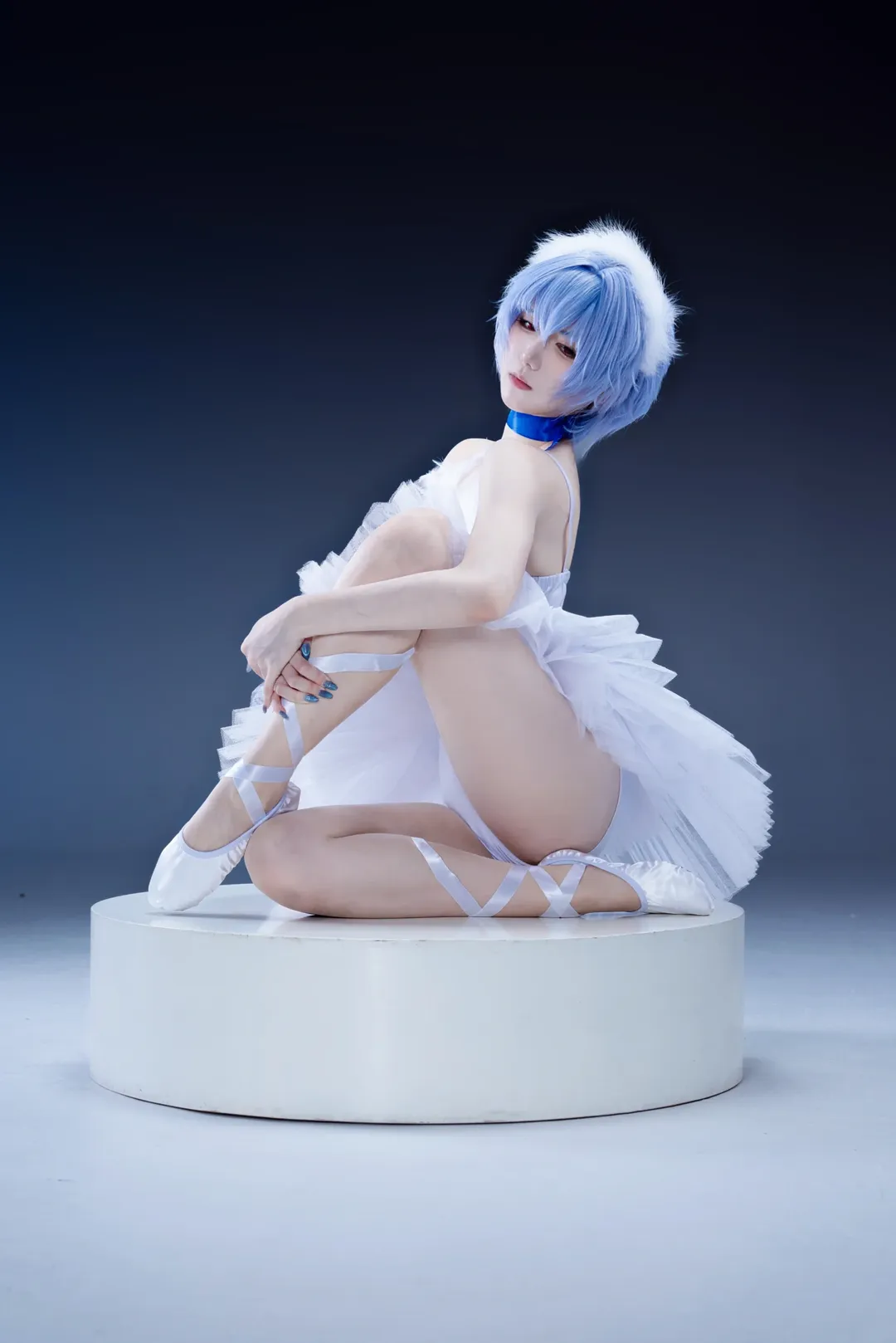 绫波丽cos, 新世纪福音战士, 自然感cosplay, 古早味妆容, 芭蕾风穿搭 - 第6张
