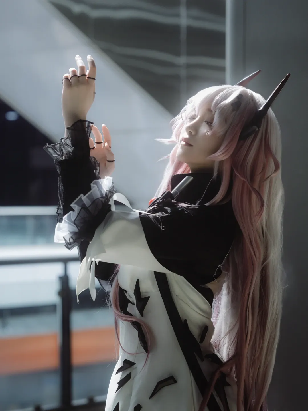 漫展場照, 明日方舟, 攝影分享, 特蕾西婭cos, 伊內絲cos - 第1張