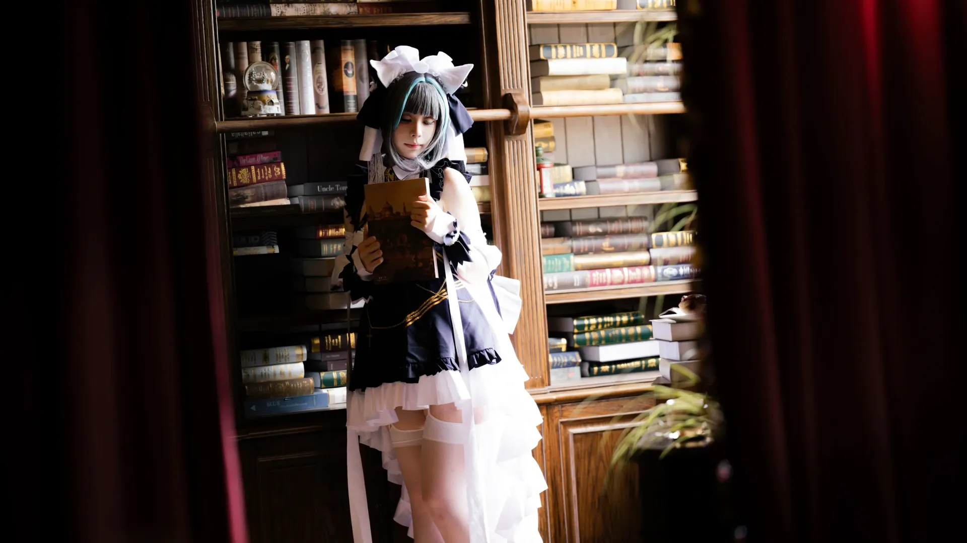 柴郡cos, 碧蓝航线, 女仆装, 白丝, cosplay摄影 - 第2张