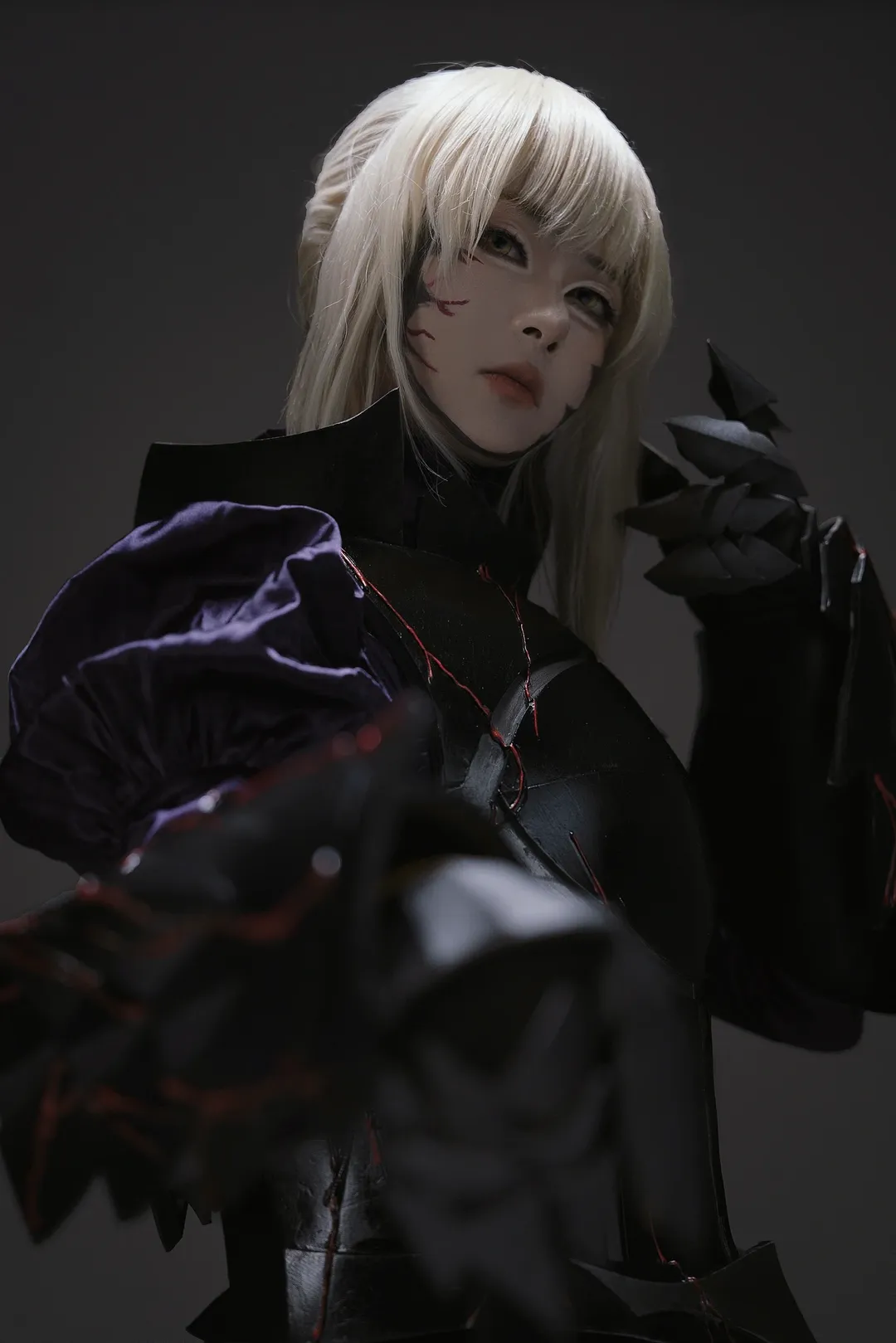 二次元摄影, FGO, Saber cos, 暗黑风, 铠甲cos - 第2张