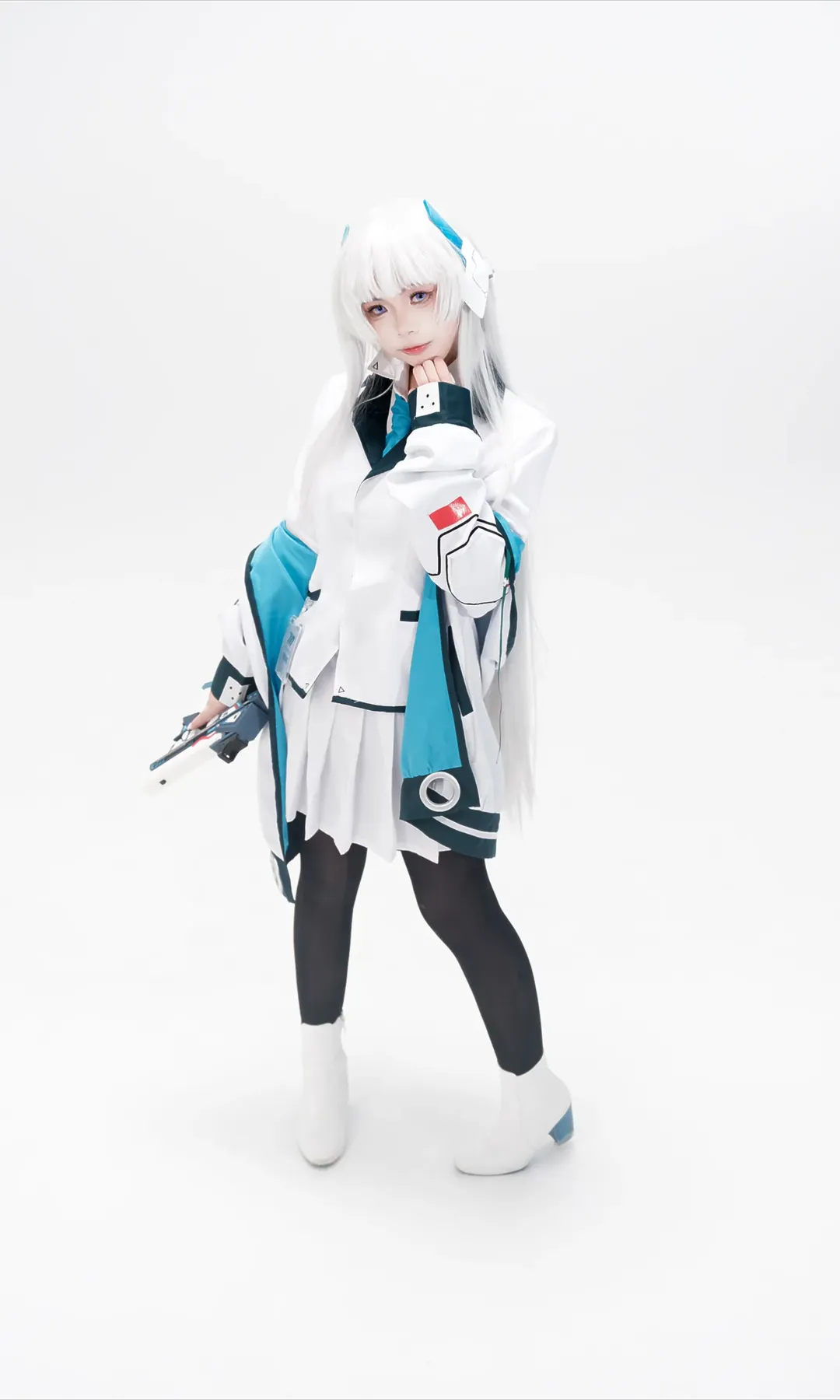 二次元摄影, 蔚蓝档案, 生盐诺亚cos, 白毛cosplay, 黑丝穿搭