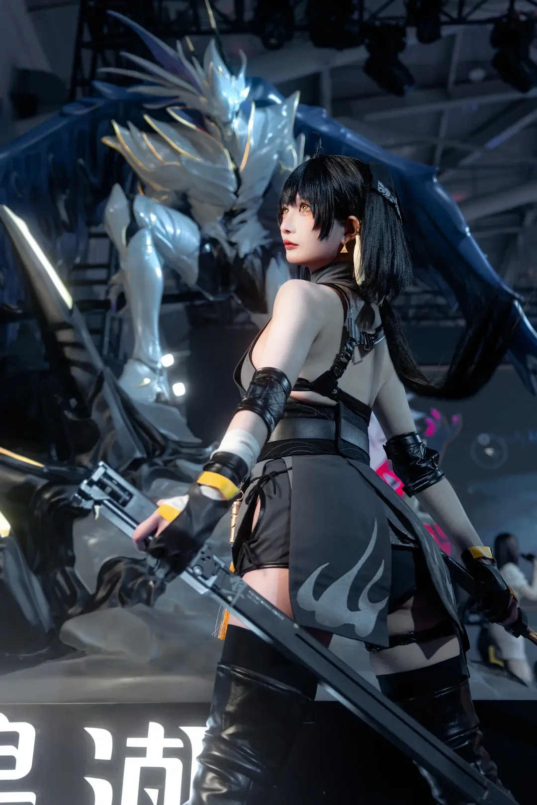 鳴潮, アニメイベントのコスプレ, 黒ストッキングとロングブーツ, 女漂泊者 コスプレ, 台北ゲームショウ - 4枚目