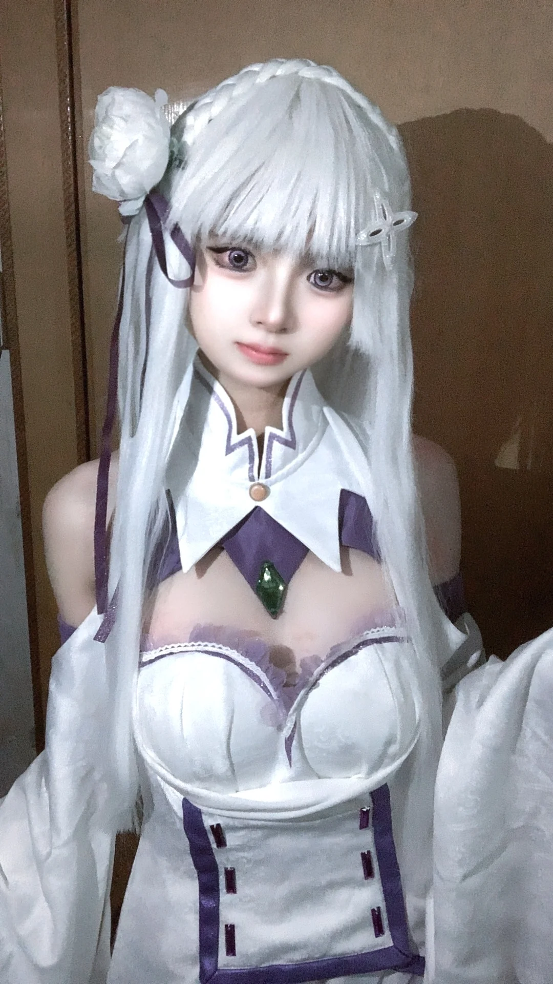 コスプレ, Re:ゼロから始める異世界生活, エミリア コスプレ, 銀髪, 白と紫のドレス - 1枚目