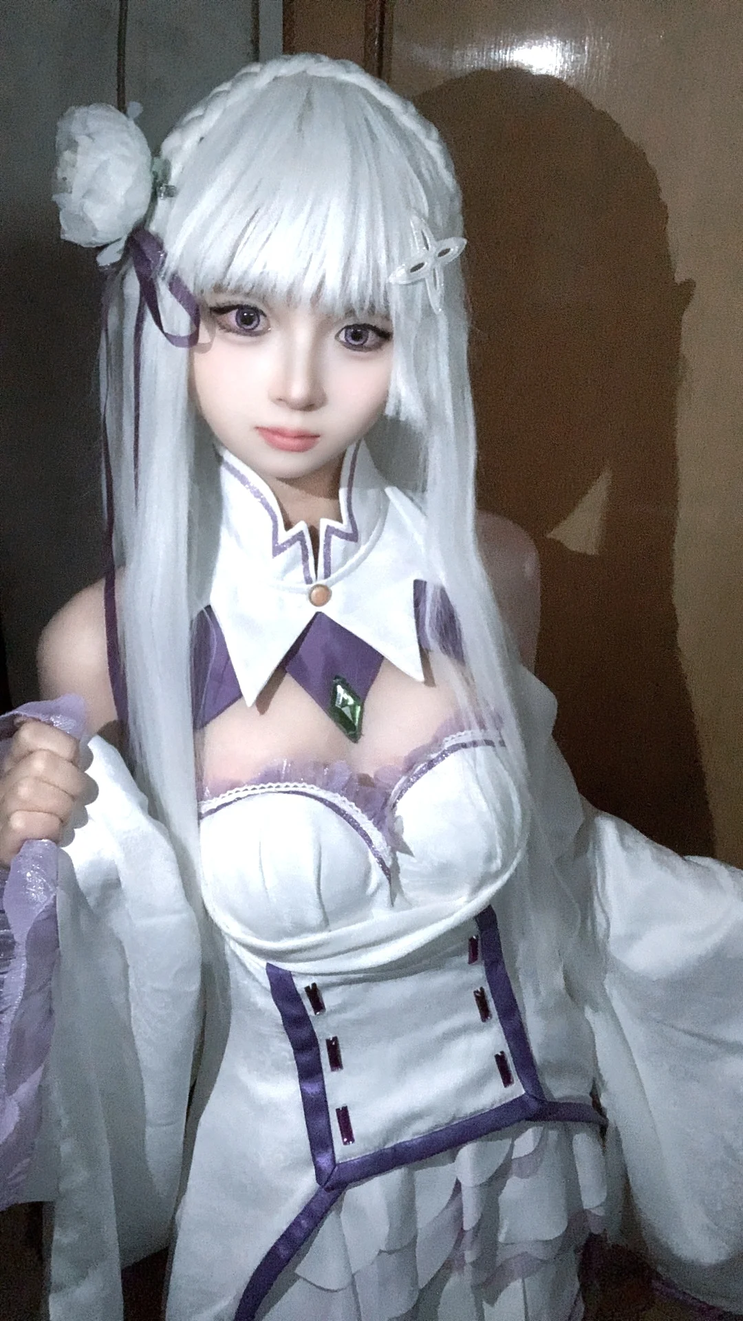 コスプレ, Re:ゼロから始める異世界生活, エミリア コスプレ, 銀髪, 白と紫のドレス - 3枚目