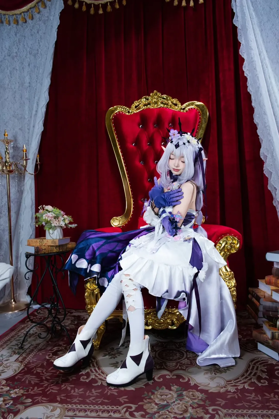 二次元摄影, 白丝穿搭, 精灵耳妆造, 崩坏星穹铁道cosplay, 红椅写真 - 第7张
