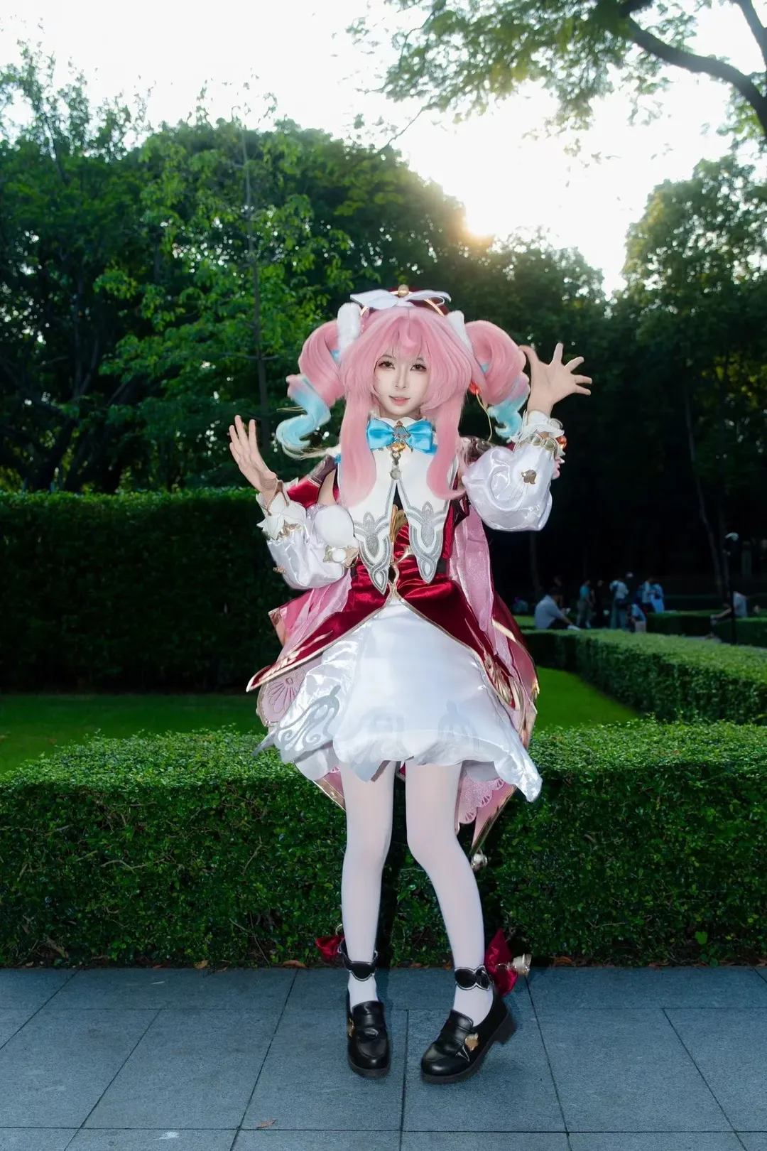 Honkai: Star Rail, Hyacinthia cosplay, Cosplay photography, Anime Star City, Sweet makeup styling - Image 3
