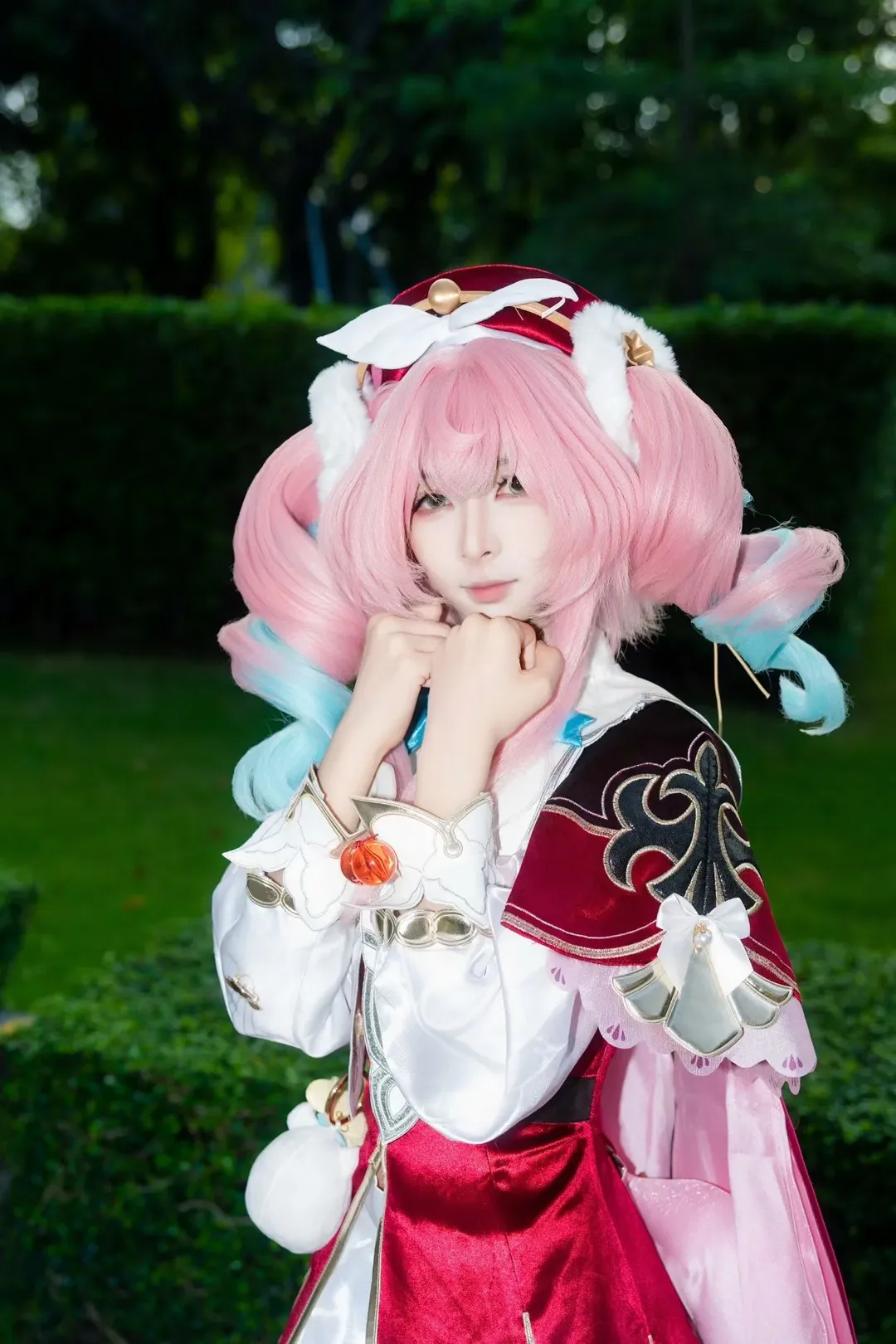 Honkai: Star Rail, Hyacinthia cosplay, Cosplay photography, Anime Star City, Sweet makeup styling - Image 6