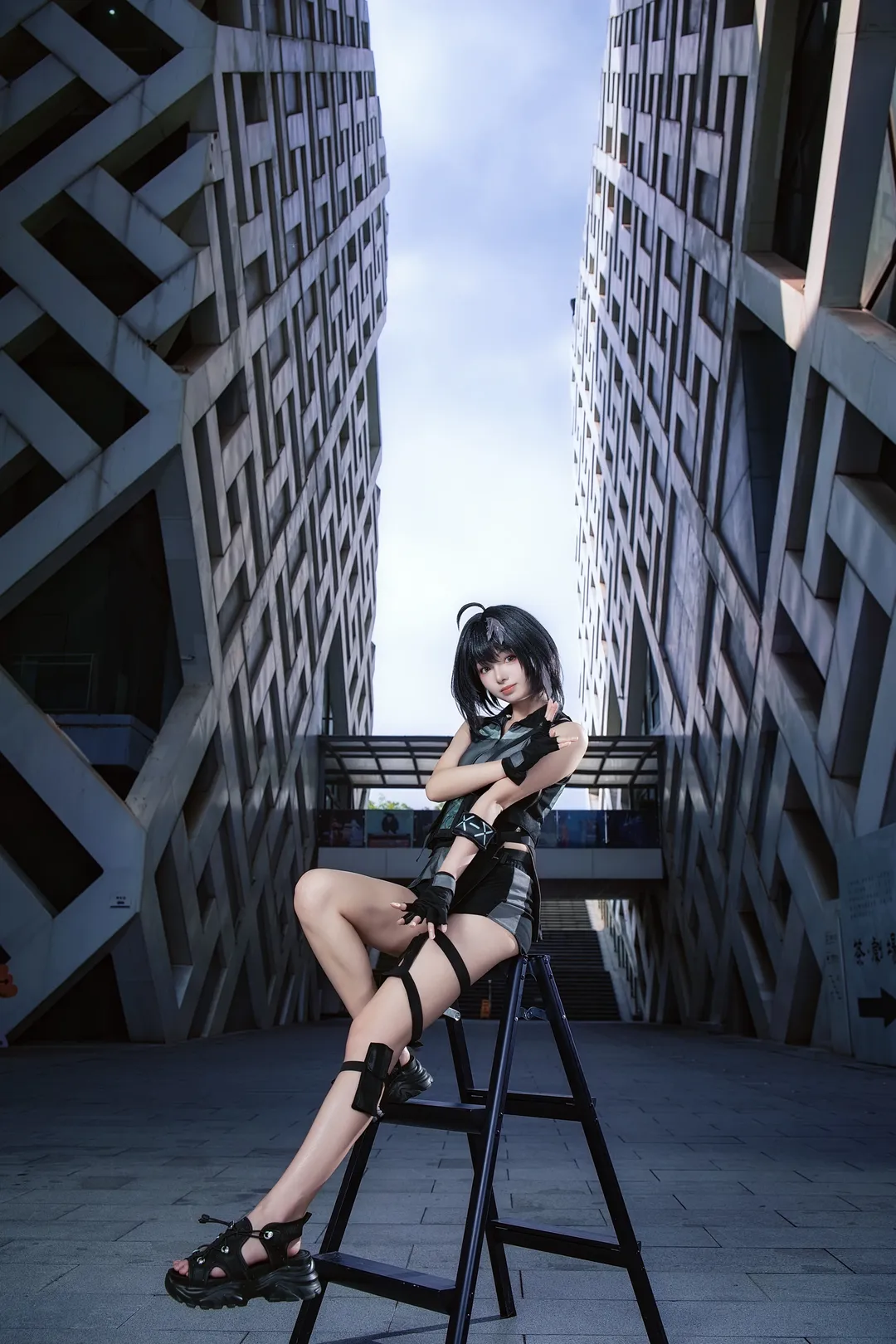 明日方舟, cosplay攝影, 機能風穿搭, 羽毛筆cos, 佛山坊塔