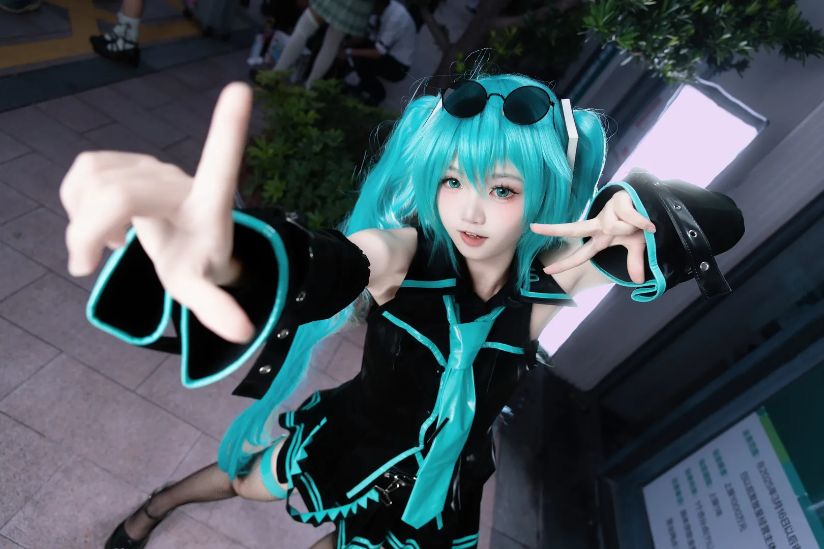 初音未来, 初音未来cos, 广州萤火虫漫展, Coser穿搭, 网袜 - 第2张