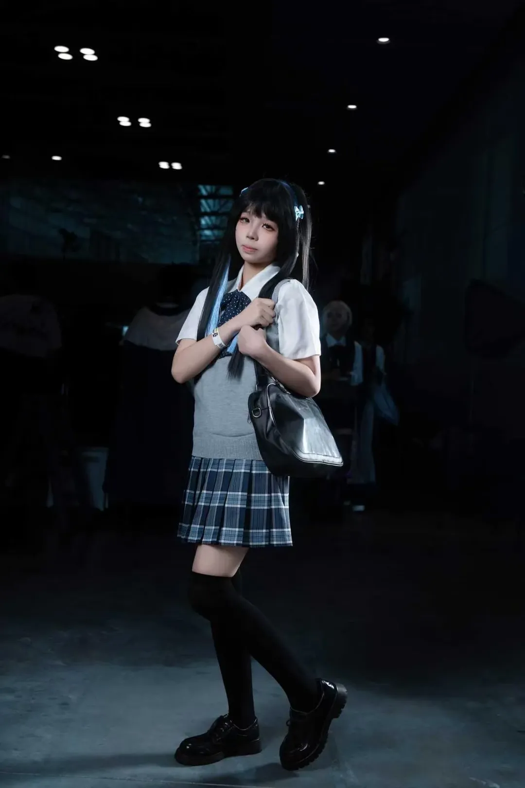 漫展返图, 西施cos, JK私设, 长筒袜穿搭, 灰背心制服
