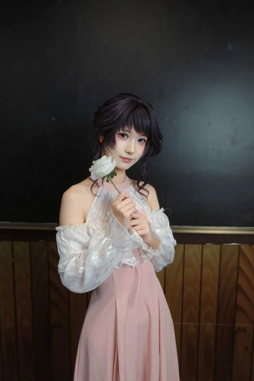 コスプレ撮影, 和栗薫子 コスプレ, 地王広場, 薫る花は凛と咲く, オフショルダーワンピース - 1枚目