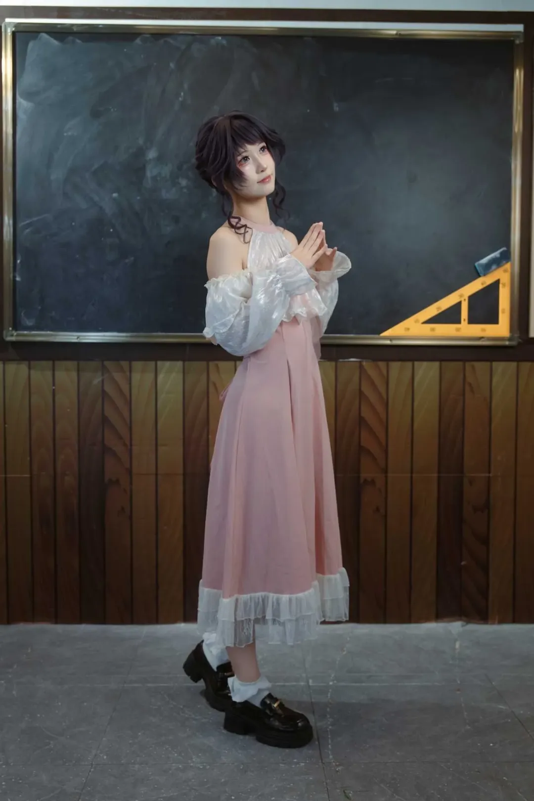 cosplay摄影, 和栗薰子cos, 地王广场, 花薰凛然, 露肩连衣裙
