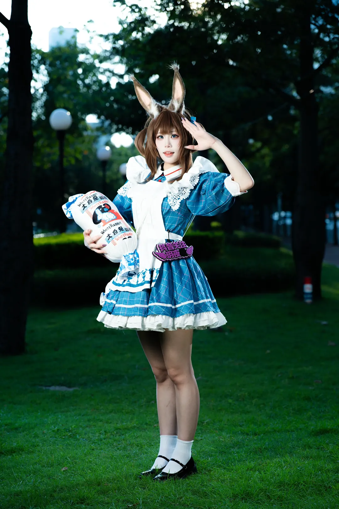 メイド服, アークナイツ, イベント撮影, アーミヤ コスプレ, 屋外夜景 - 9枚目