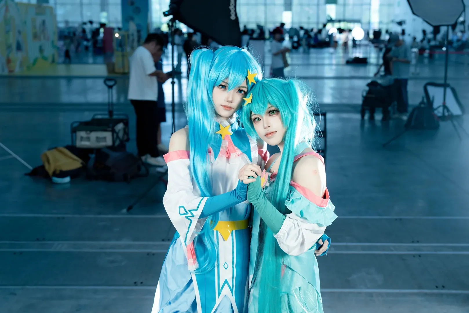 白ストッキング, コスプレ撮影, 中山アニメ展, ベイベイとヤーヤーコスプレ, バララシャオモーシェン - 5枚目