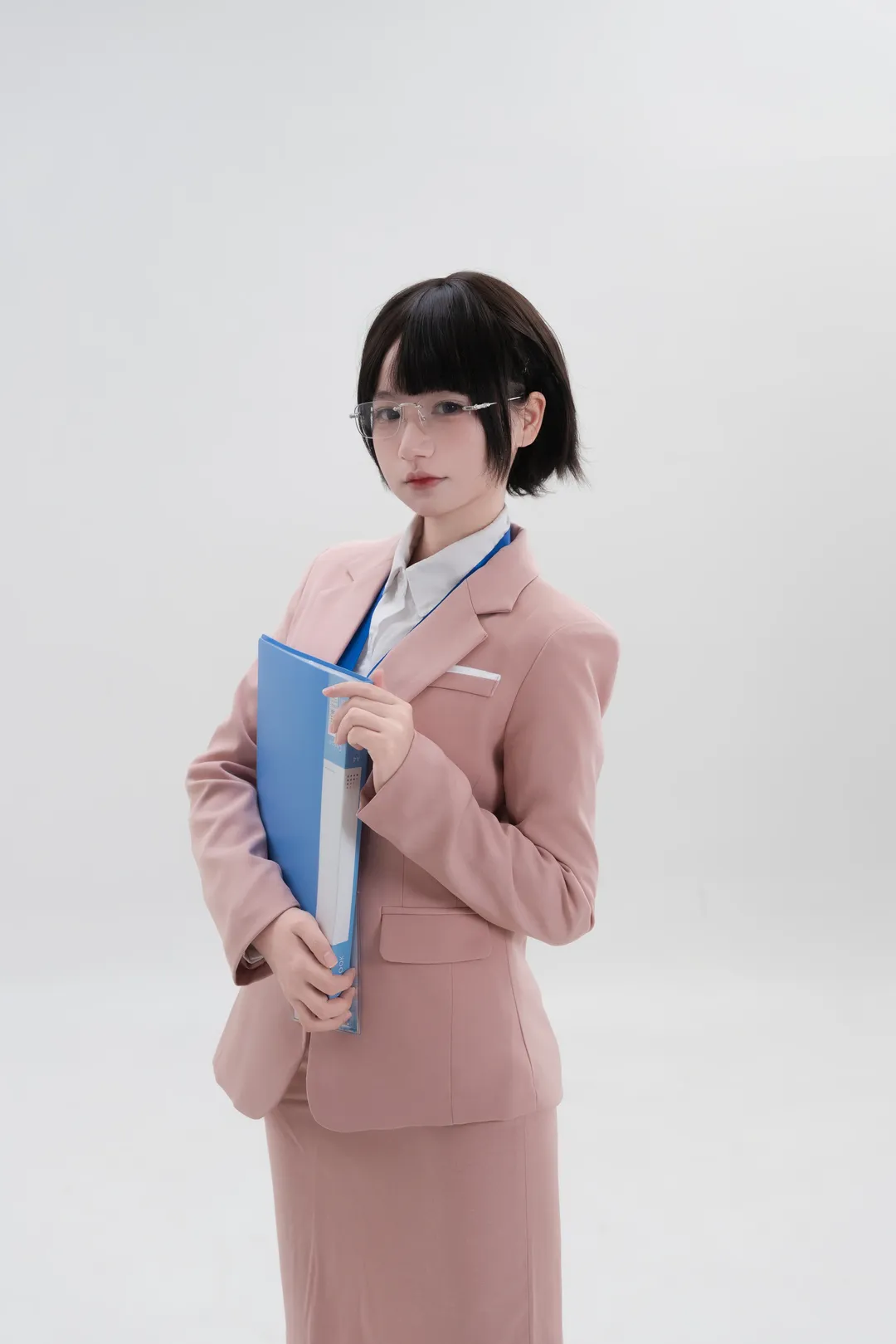 动作参考, 丝袜穿搭, 白棚写真, OL穿搭, 职场风 - 第7张