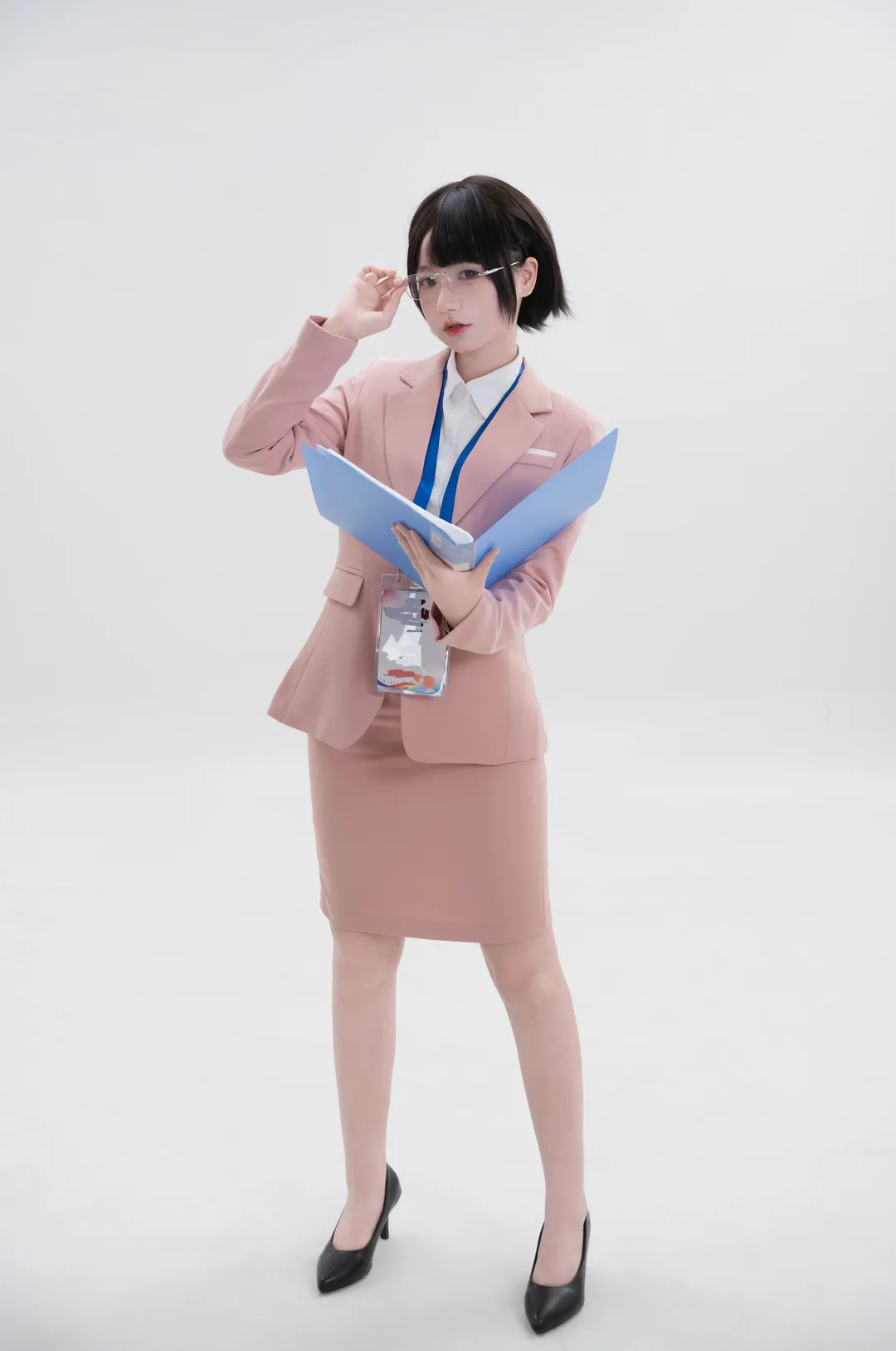 动作参考, 丝袜穿搭, 白棚写真, OL穿搭, 职场风 - 第9张