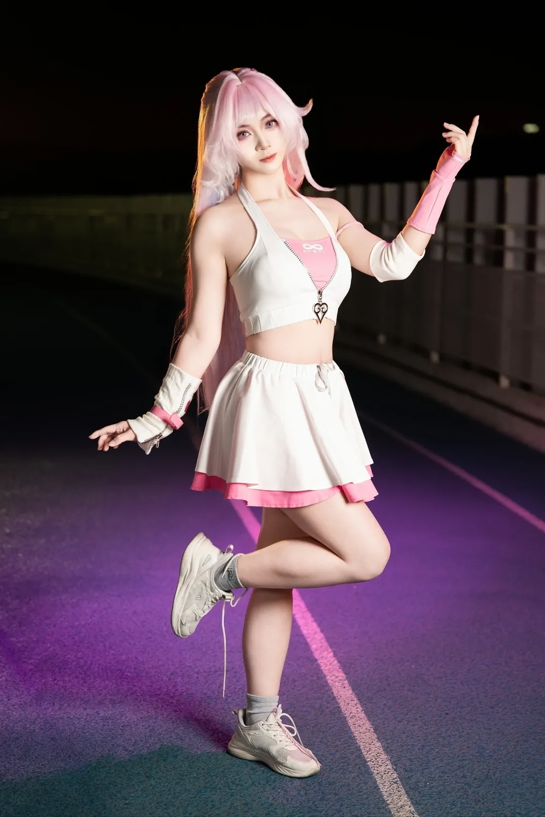 cosplay, Long pink hair, Cyrene Cosplay, Honkai: Star Rail, Night view - Image 4