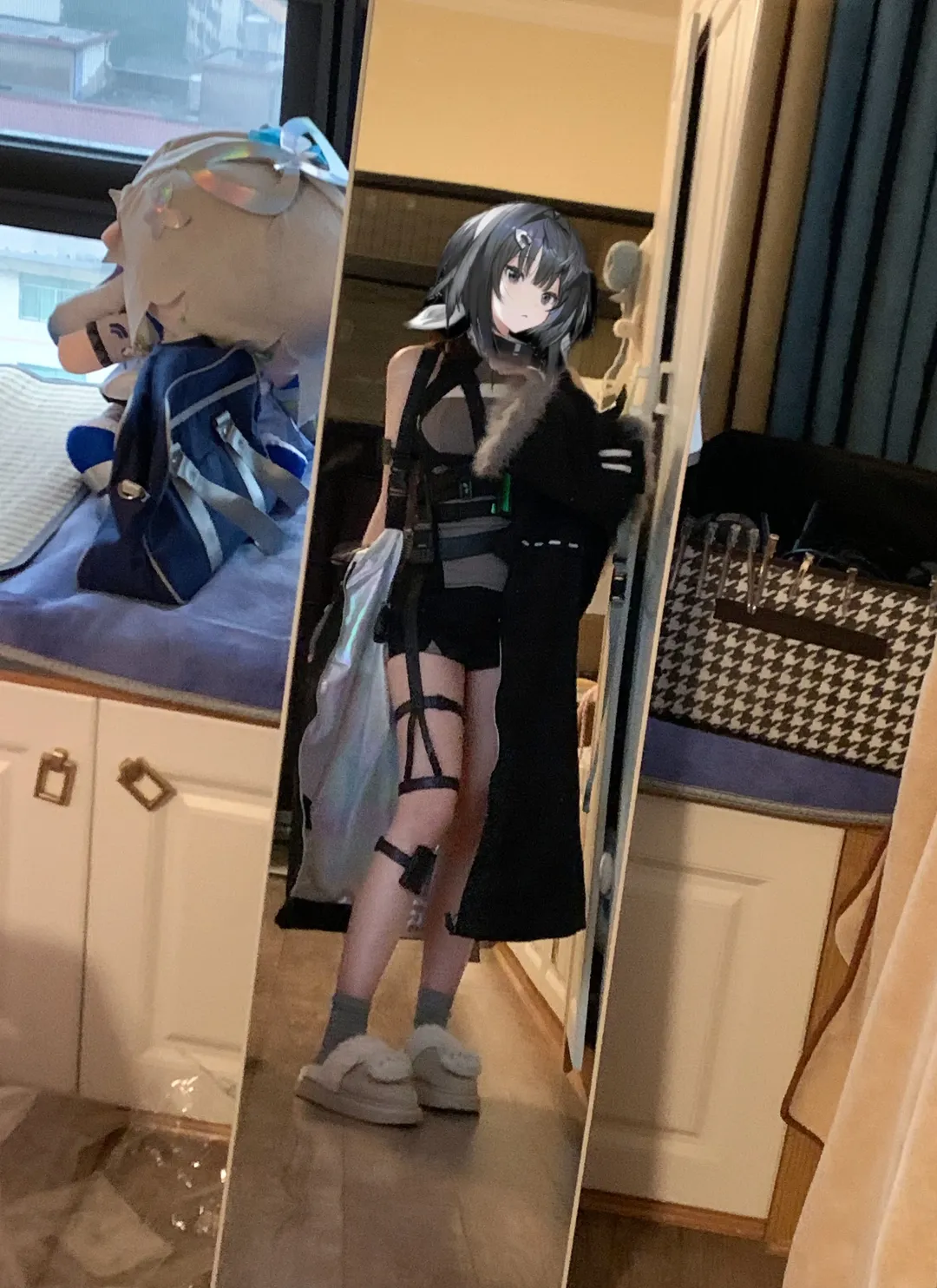 明日方舟, cosplay穿搭, 絲襪穿搭, 羽毛筆cos, 戰術綁帶