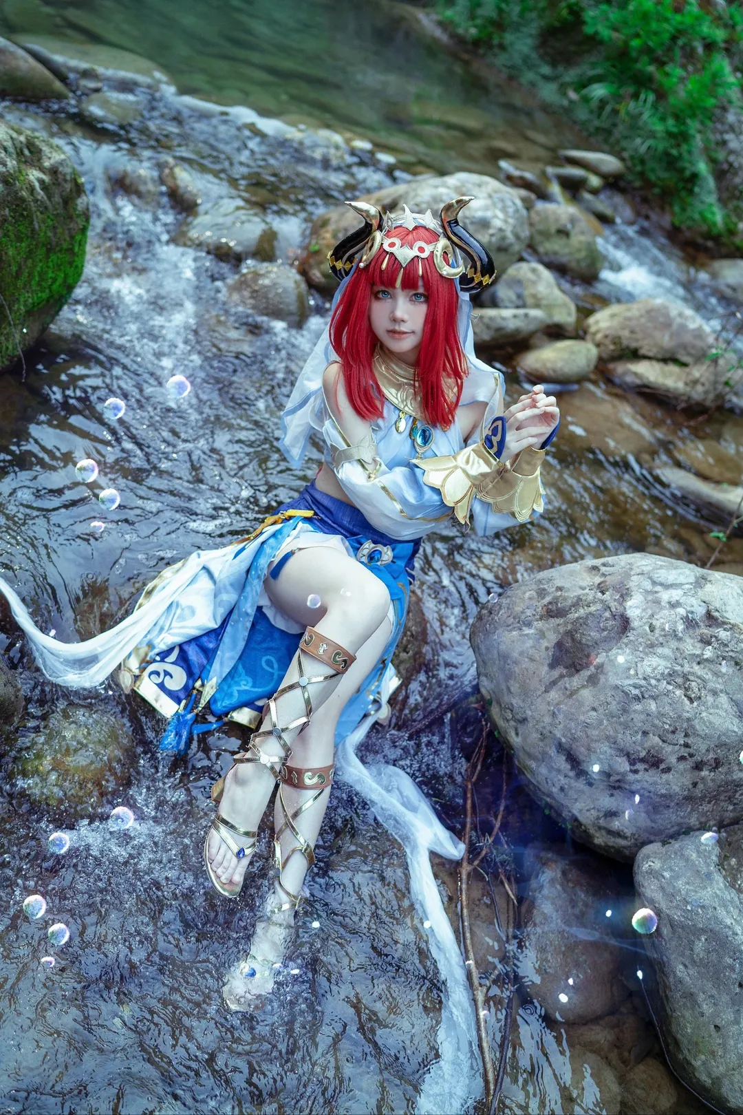 Genshin Impact, Nilou cosplay, Waterside outdoor location, Outdoor cosplay photography, Qingcheng Mountain travel photography - Image 3