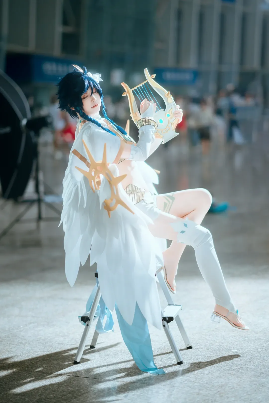 原神, 二次元撮影, イベント写真, 白ストッキングコスプレ, ウェンティ コスプレ - 6枚目