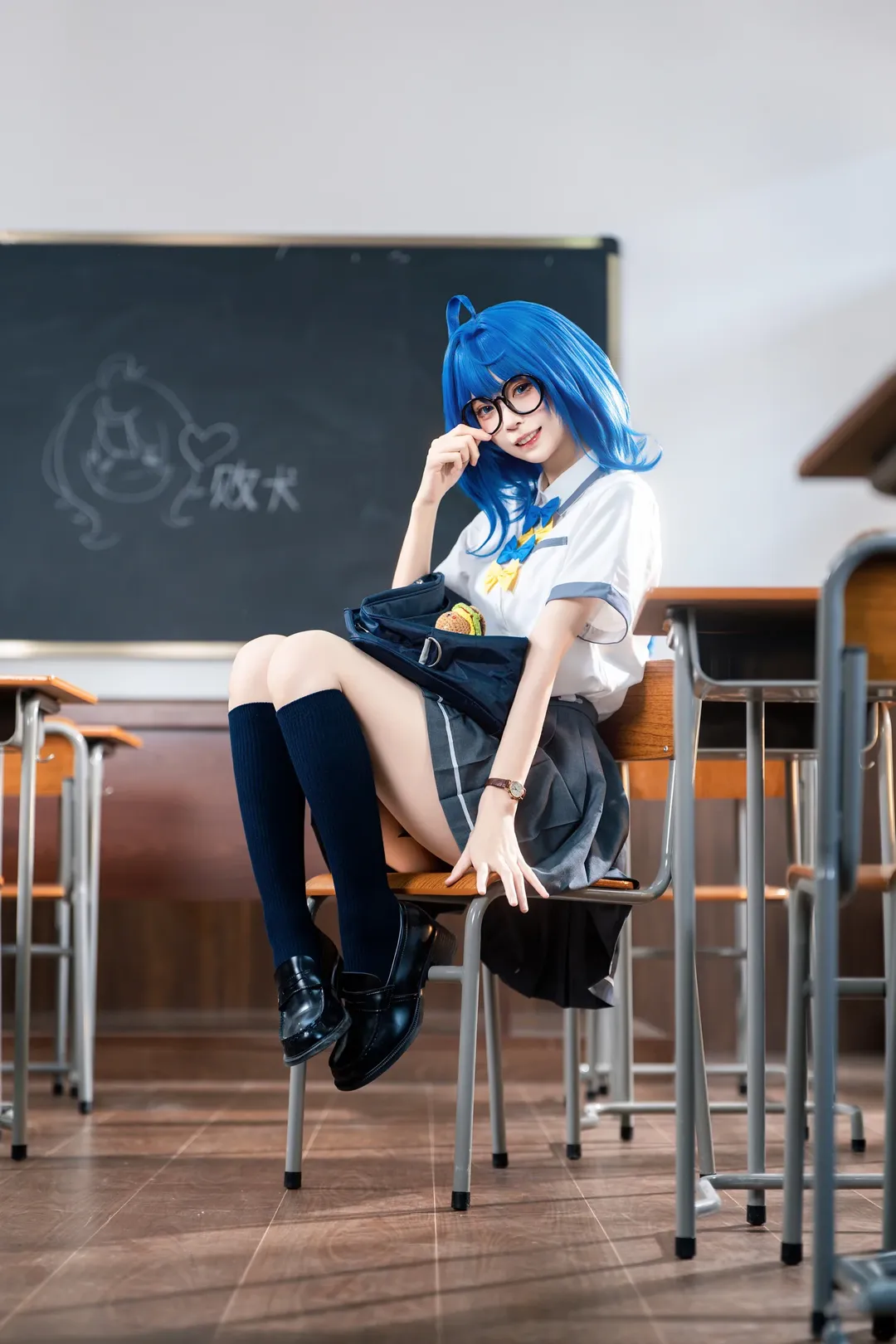 校园风cos, 过膝袜穿搭, 八奈见杏菜cos, 败犬女主太多了, JK制服cosplay