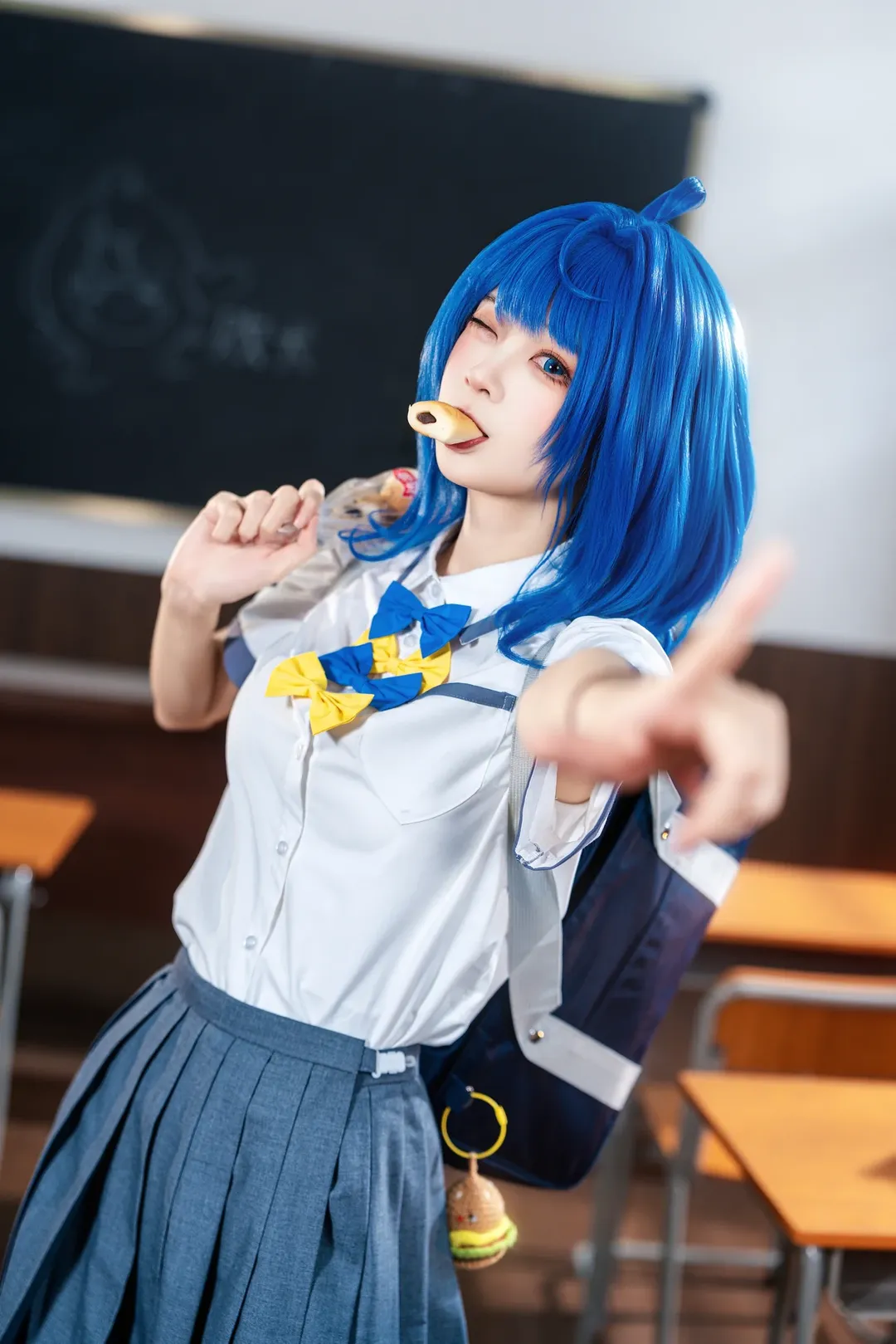 校园风cos, 过膝袜穿搭, 八奈见杏菜cos, 败犬女主太多了, JK制服cosplay - 第9张