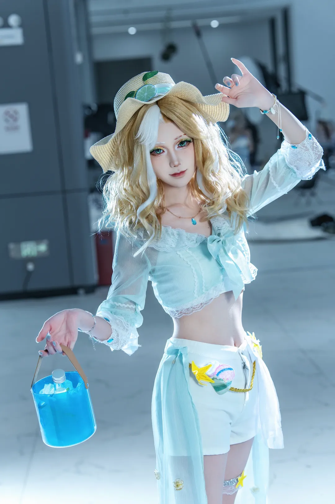 第五人格, 夏日cosplay, 调酒师cos, 海盐特调, 还原向cosplay - 第2张