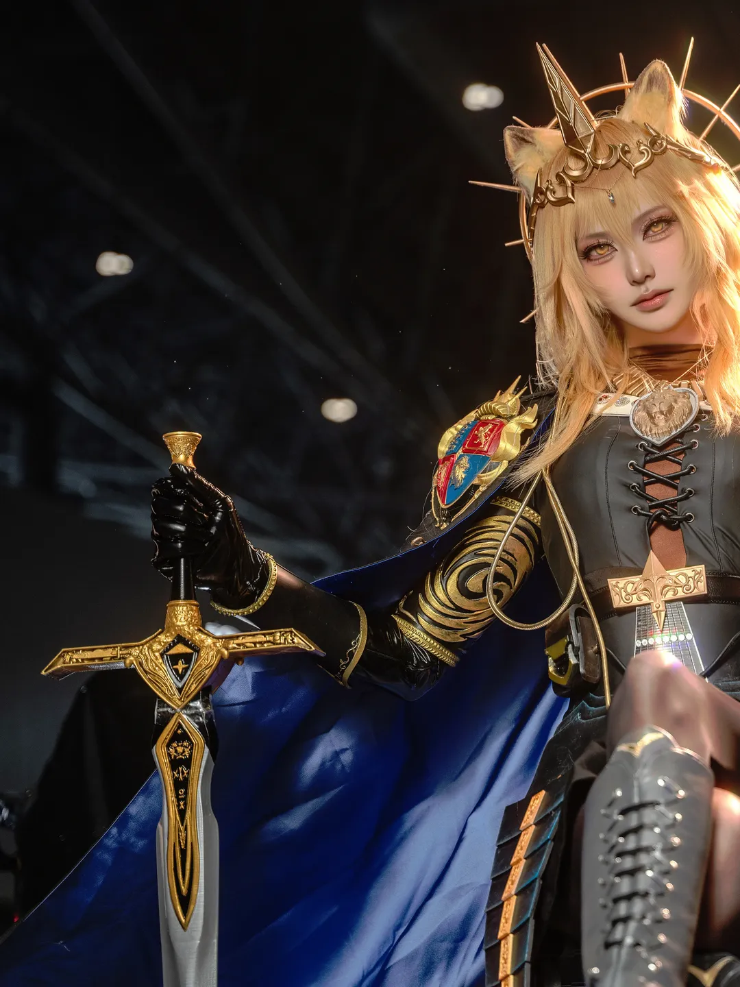 明日方舟, cosplay场照, 黑丝网袜, 维娜维多利亚cos, 剑与王权 - 第1张