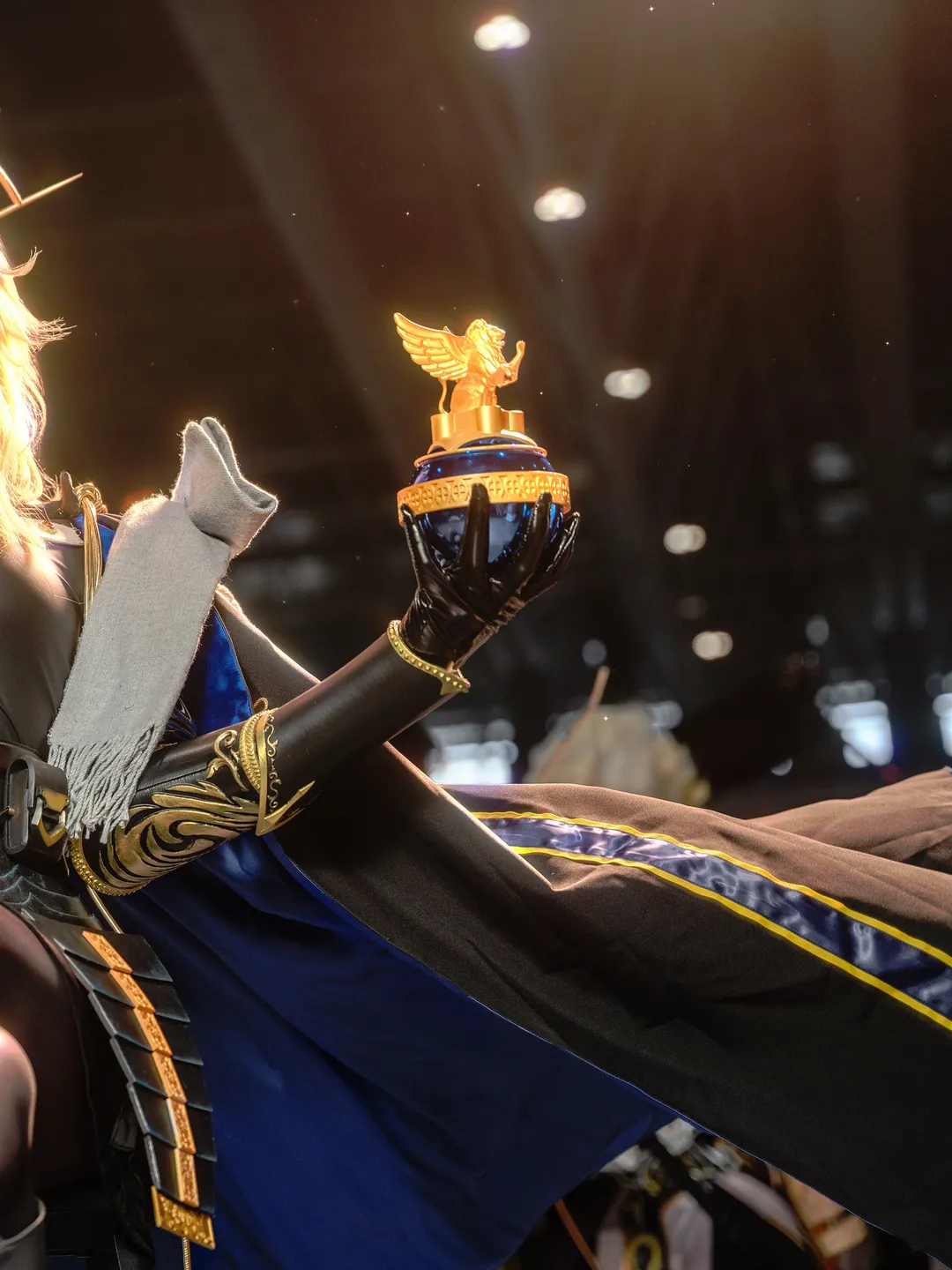 明日方舟, cosplay场照, 黑丝网袜, 维娜维多利亚cos, 剑与王权 - 第2张