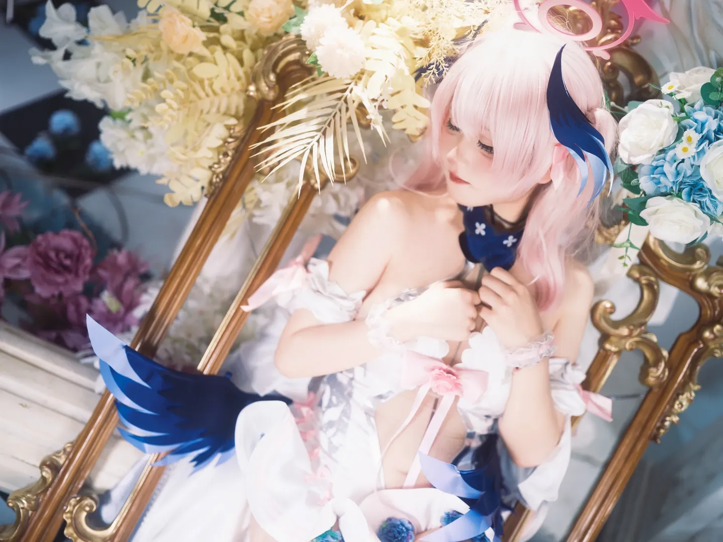 蔚蓝档案, 下江小春cos, cosplay摄影, 白色丝袜cos, 教堂风写真 - 第4张