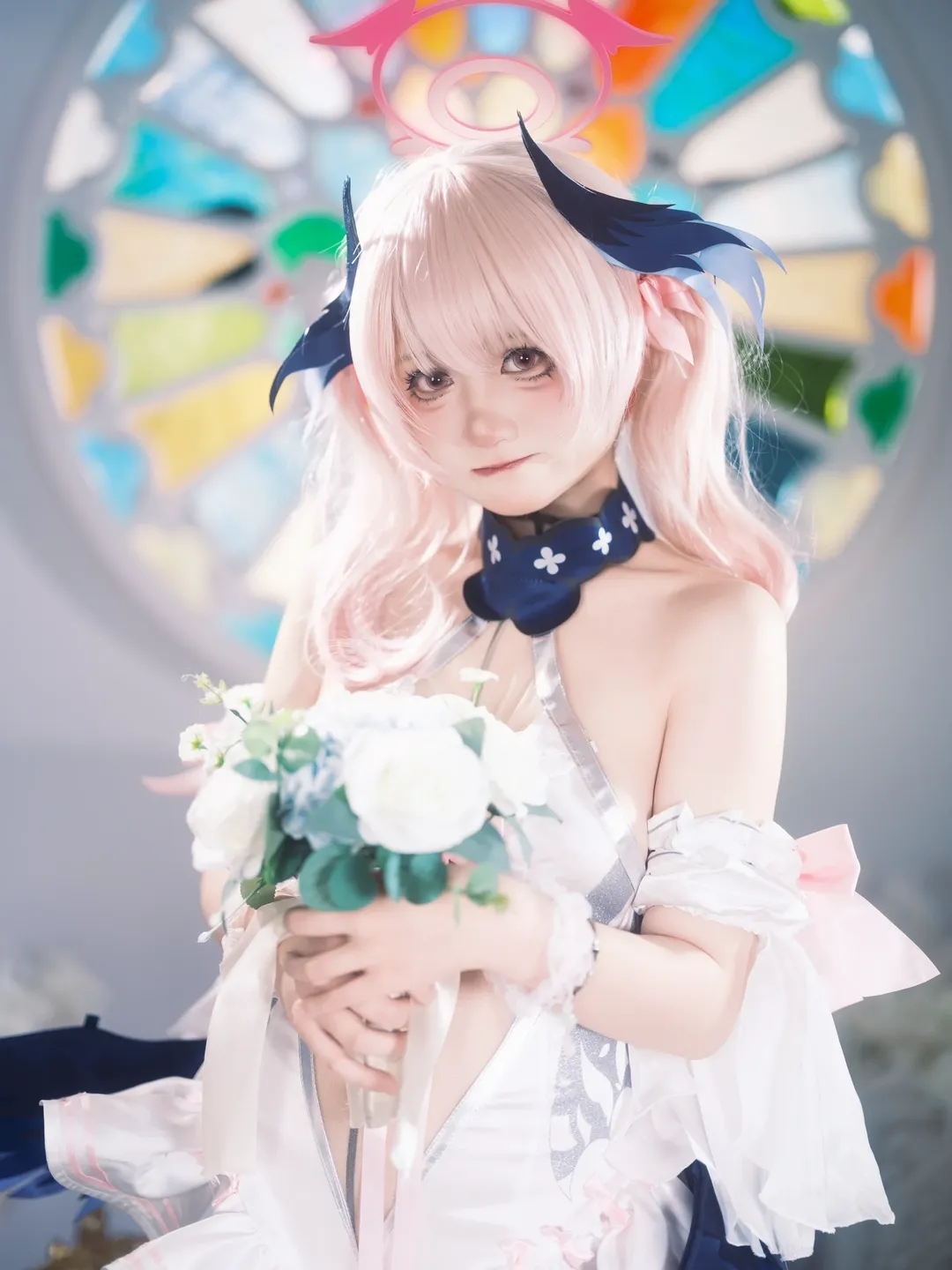 蔚蓝档案, 下江小春cos, cosplay摄影, 白色丝袜cos, 教堂风写真 - 第6张