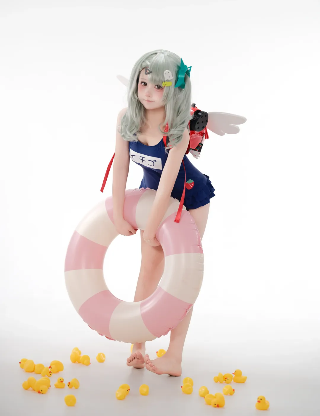 绝区零, 千夏蕾咪cos, cosplay摄影, 泳装少女, 水枪道具 - 第1张