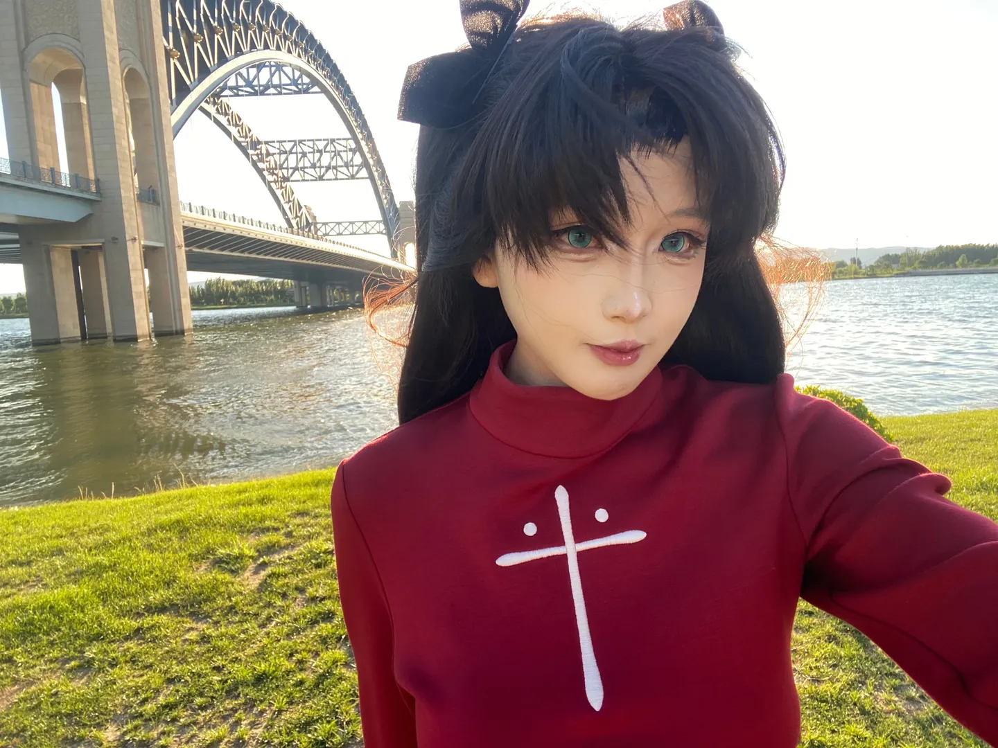 遠坂凜cos, Fate/stay night, 過膝長筒襪, 紅寶石項鍊, 夕陽水邊攝影