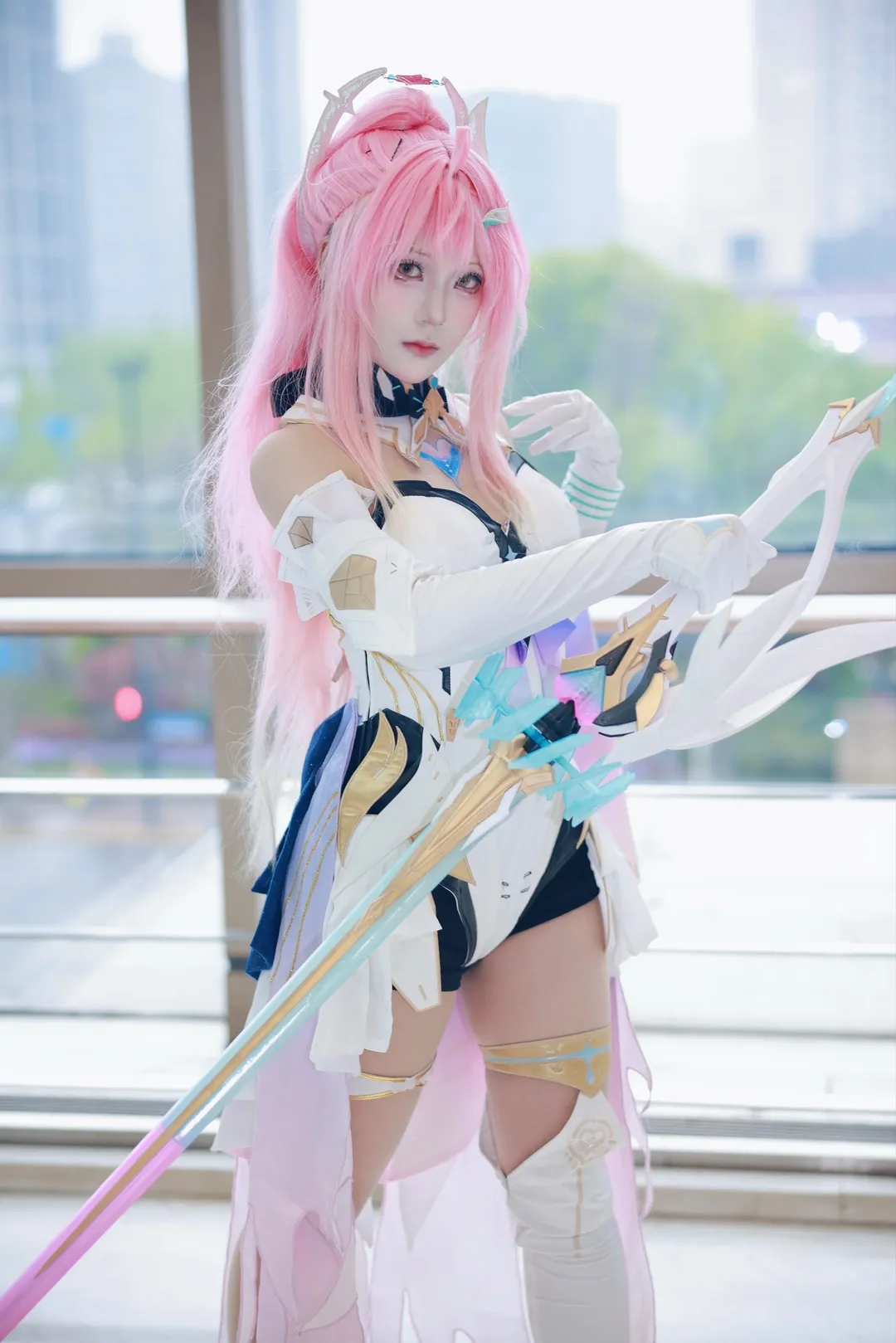 鳴潮, 二次元少女, 愛彌斯cos, cosplay攝影, 粉色系穿搭 - 第1張