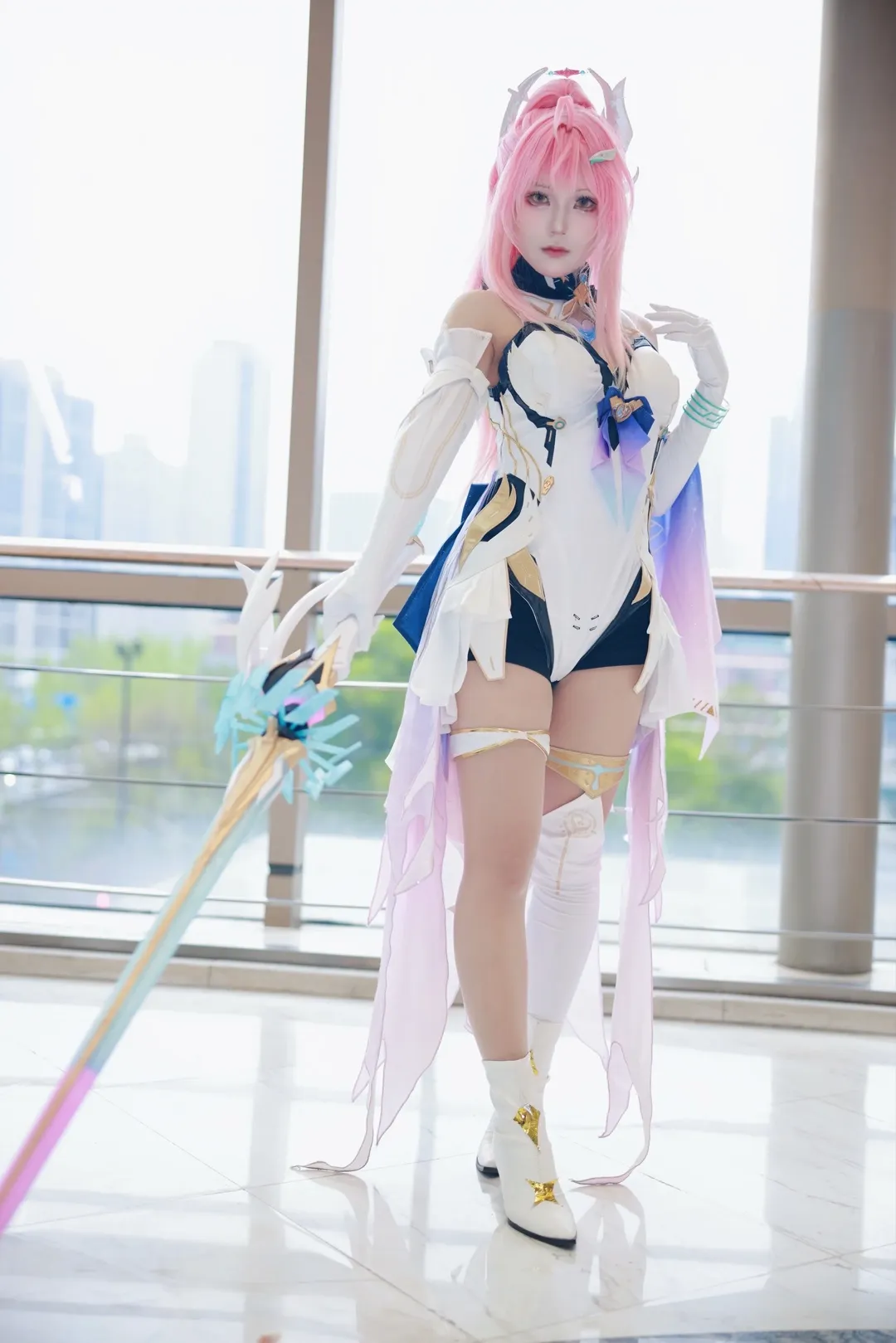 鸣潮, 二次元少女, 爱弥斯cos, cosplay摄影, 粉色系穿搭