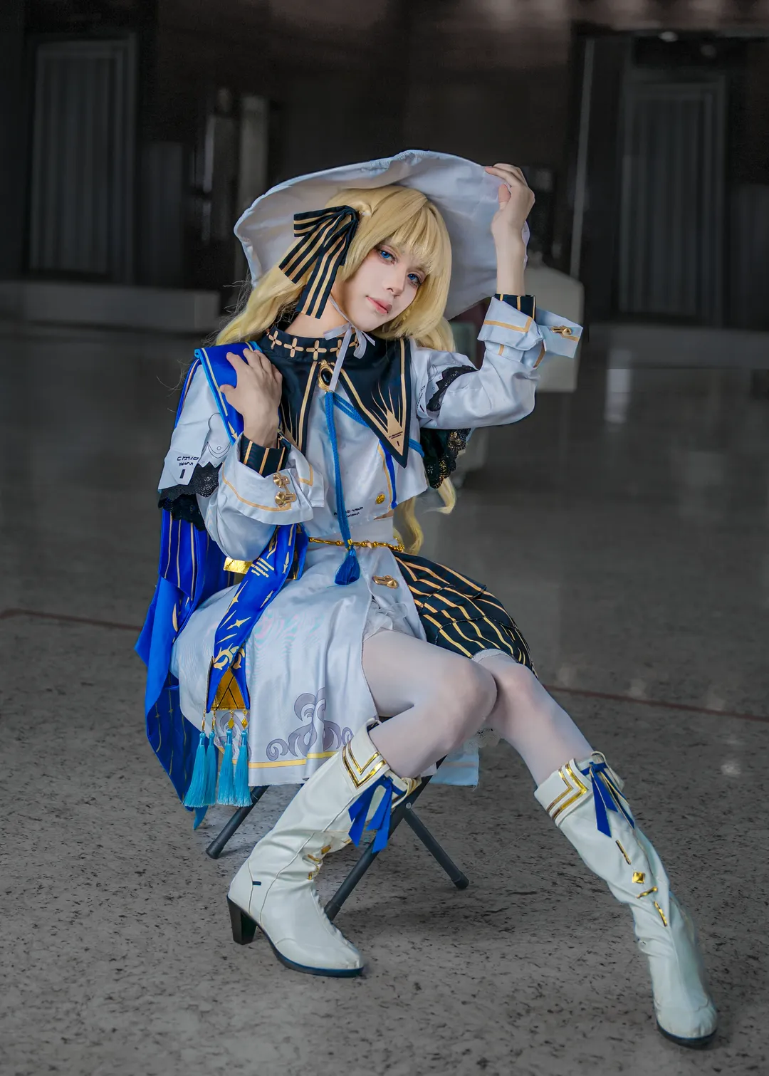 菲比cos, 鳴潮, cosplay, IJOY漫展, 白絲高筒靴