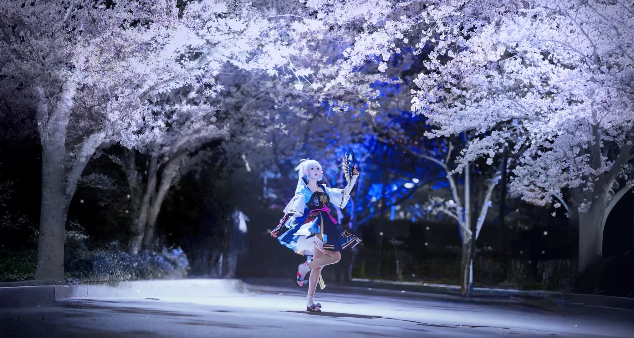 原神, 神裡綾華cos, cosplay正片, 夜景攝影, 肉色絲襪