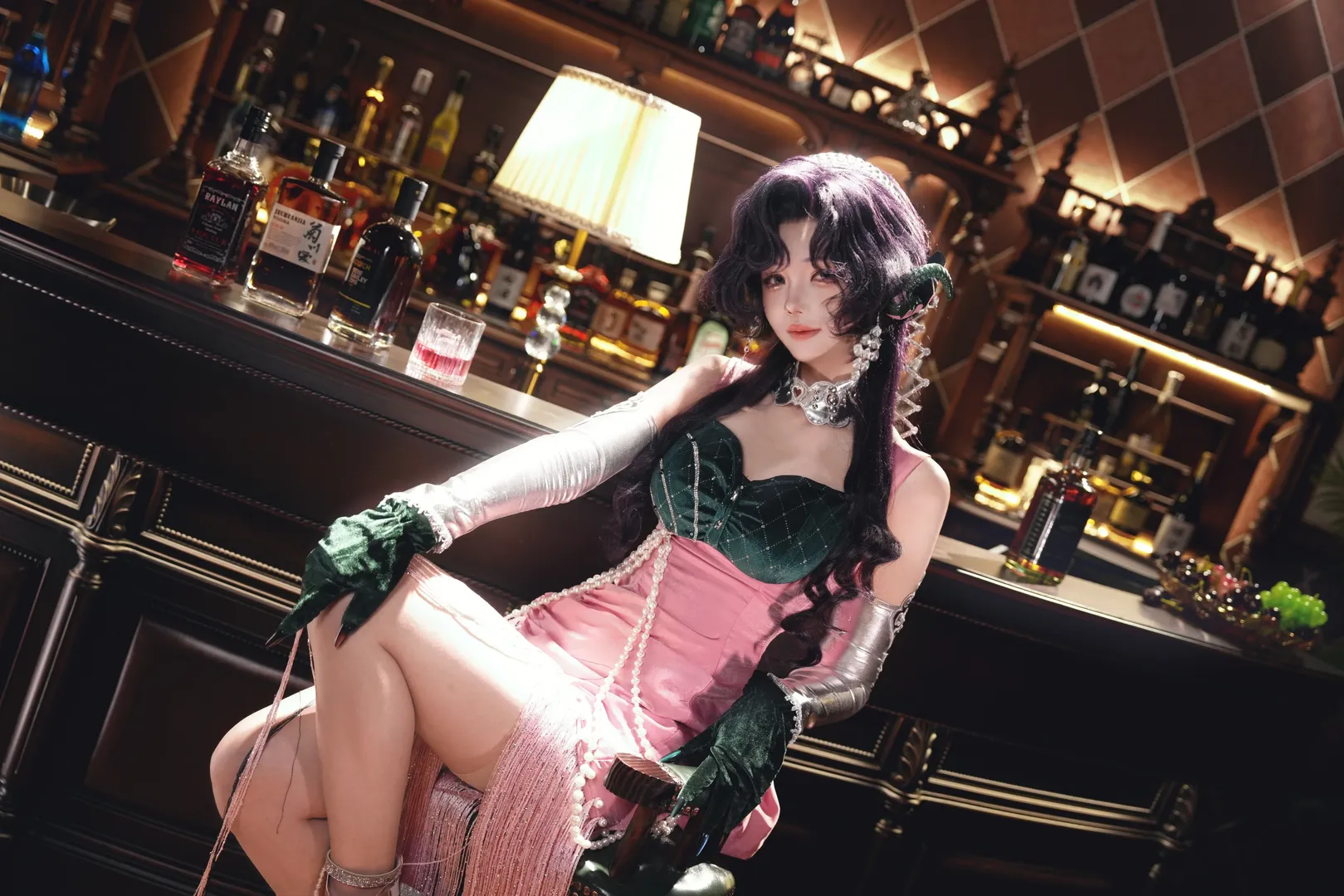 cosplay, 重返未来1999, 天使娜娜cos, 复古吧台, 蛇尾道具 - 第4张