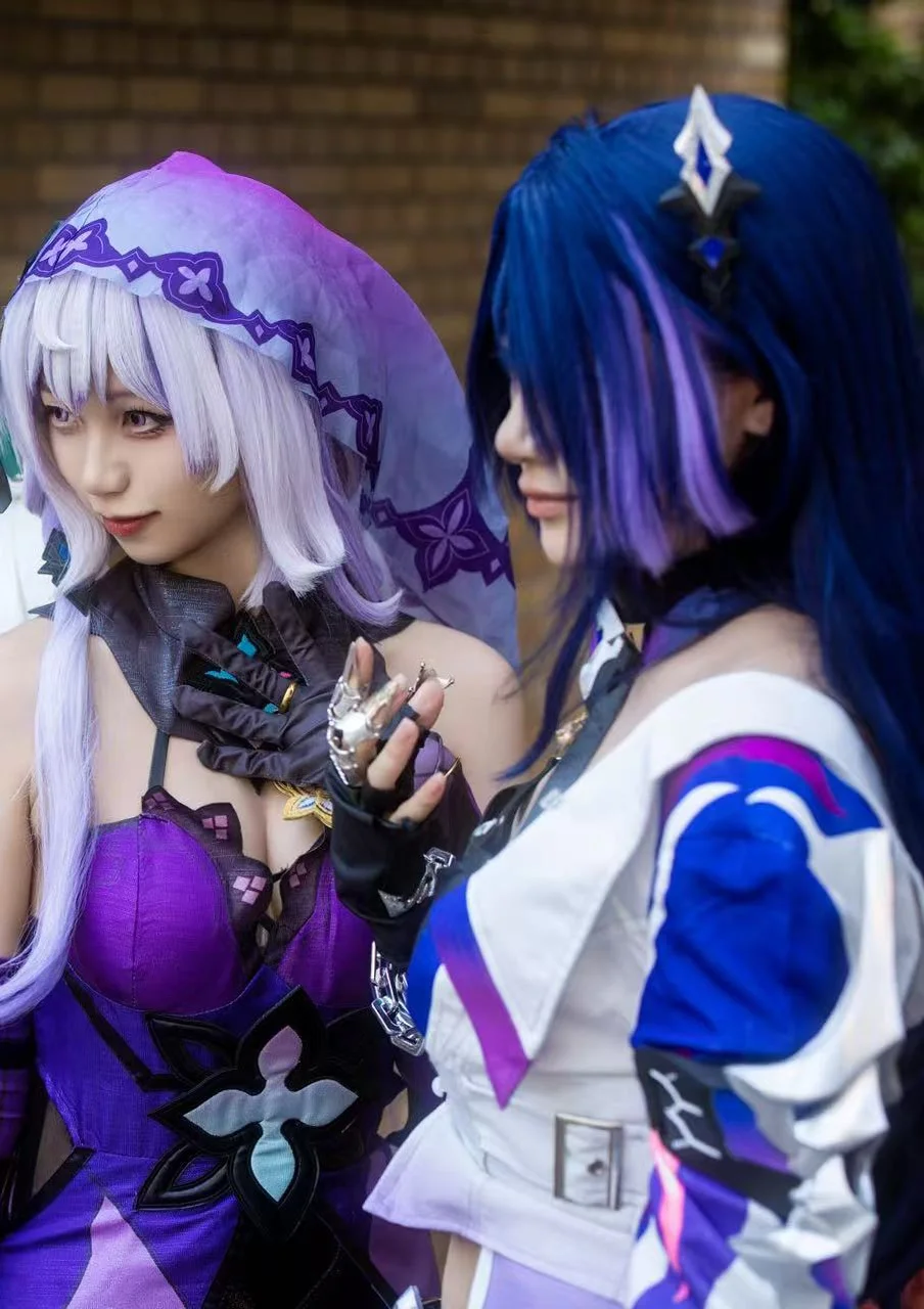 崩壊：スターレイル, 黄泉 コスプレ, イベント写真, 黒タイツ コーデ, ブラックスワンコスプレ - 2枚目